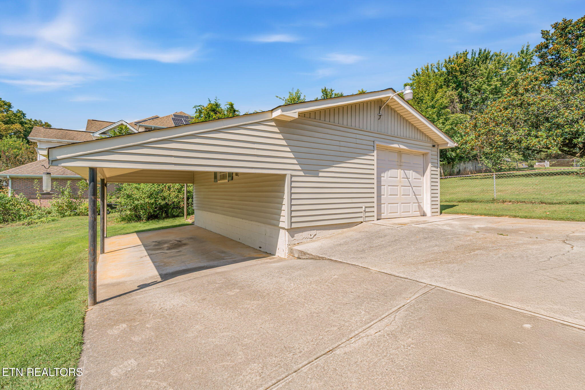7301 Oxmoor Road Knoxville TN 37931