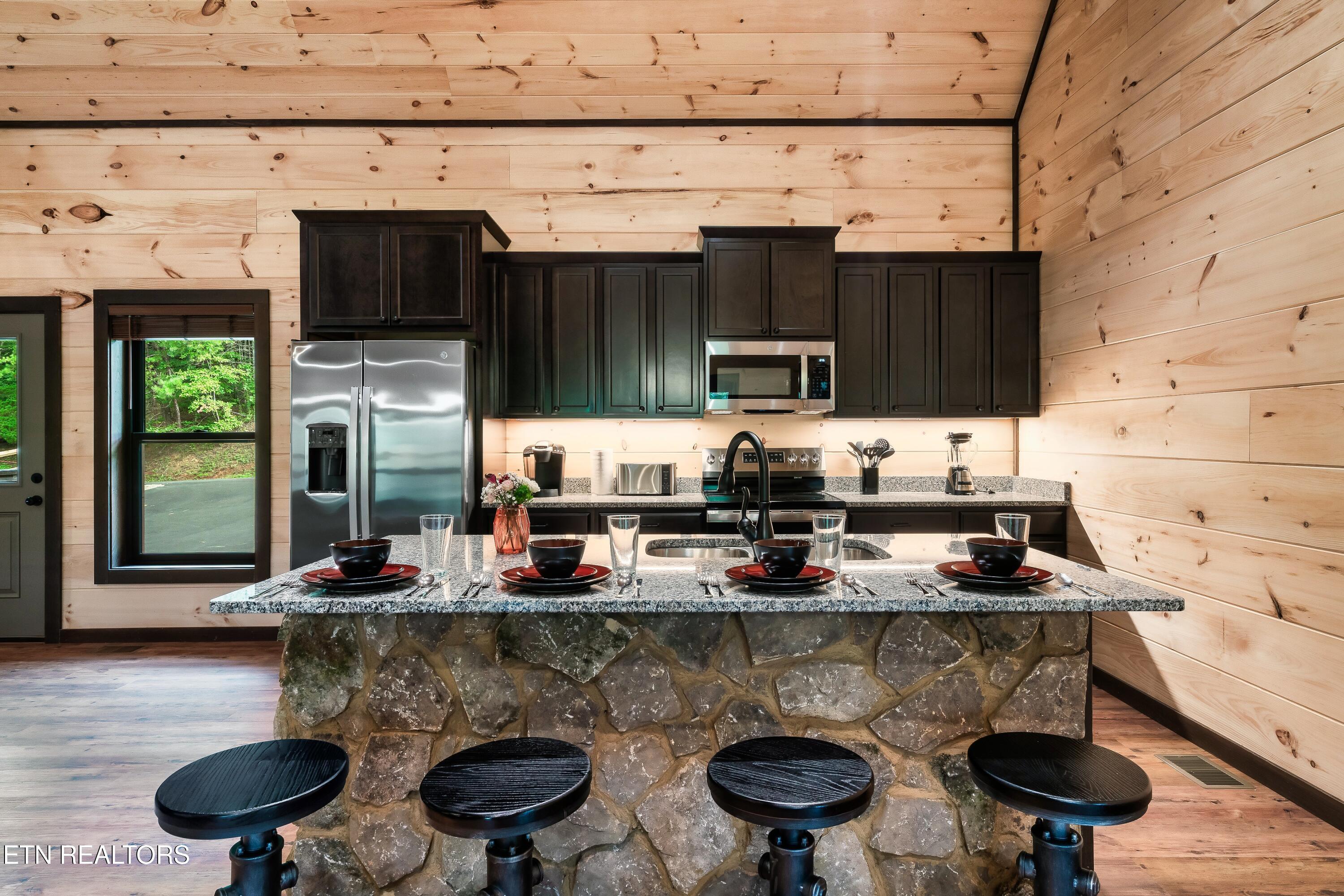 4224 Mountain Rest Way Sevierville TN 37876
