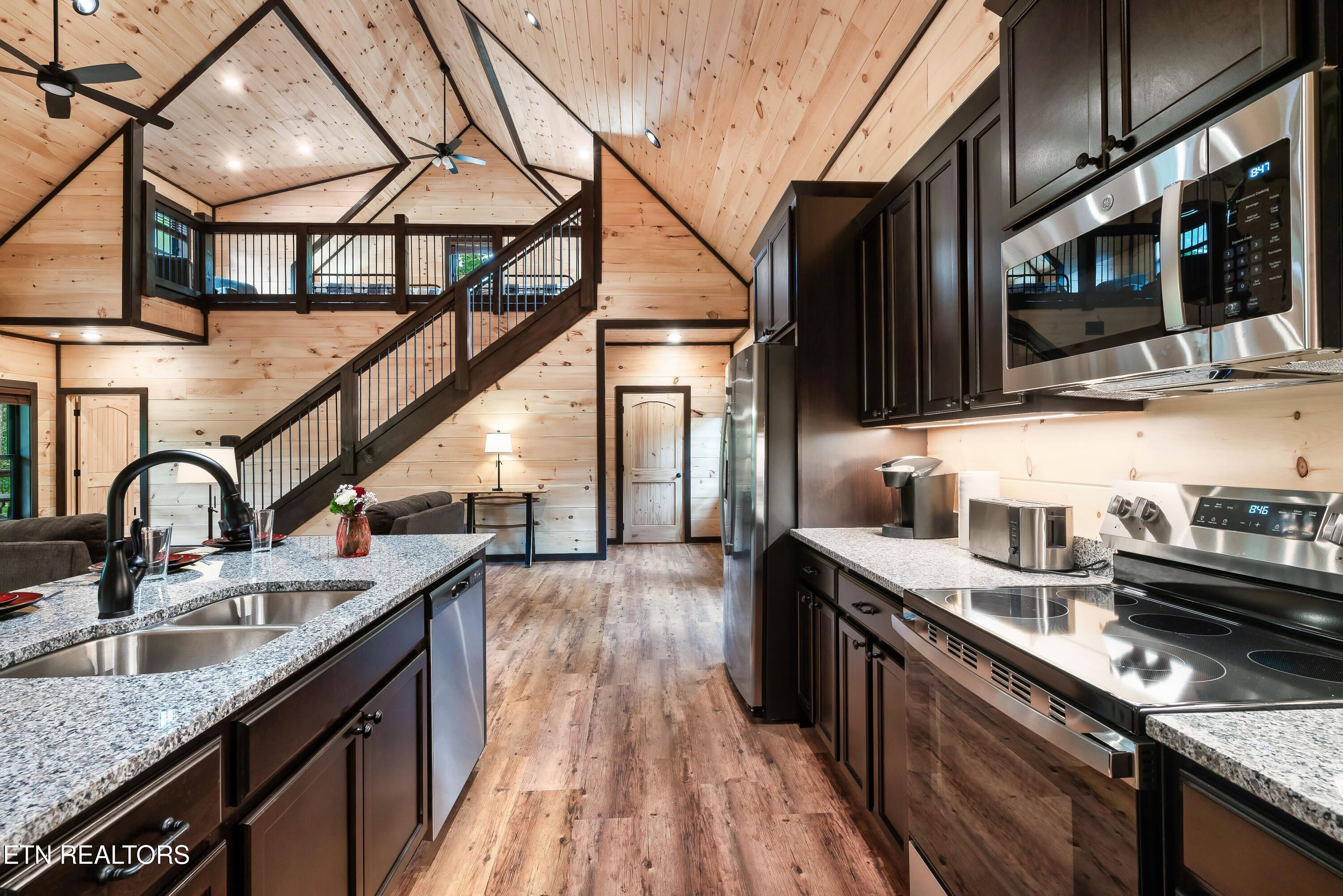 4224 Mountain Rest Way Sevierville TN 37876