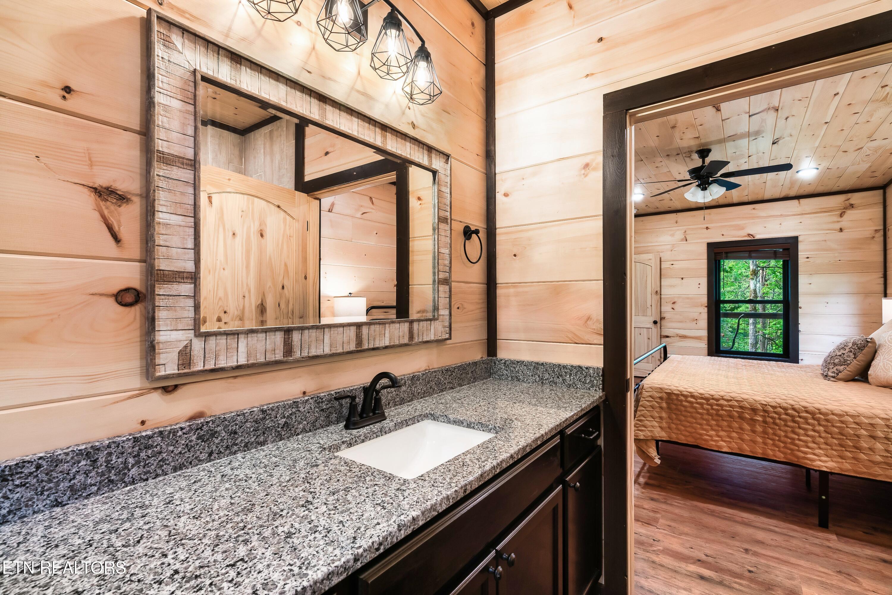 4224 Mountain Rest Way Sevierville TN 37876