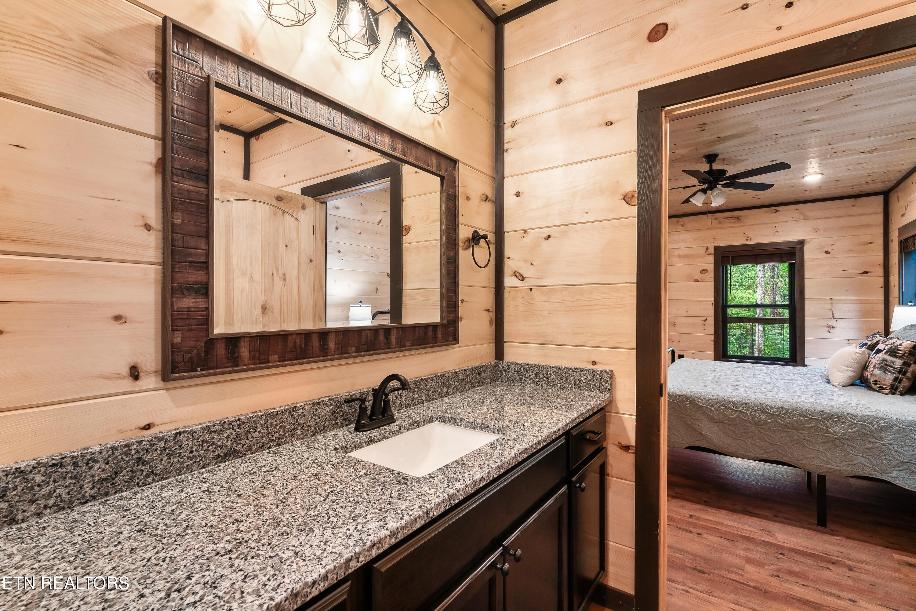 4224 Mountain Rest Way Sevierville TN 37876