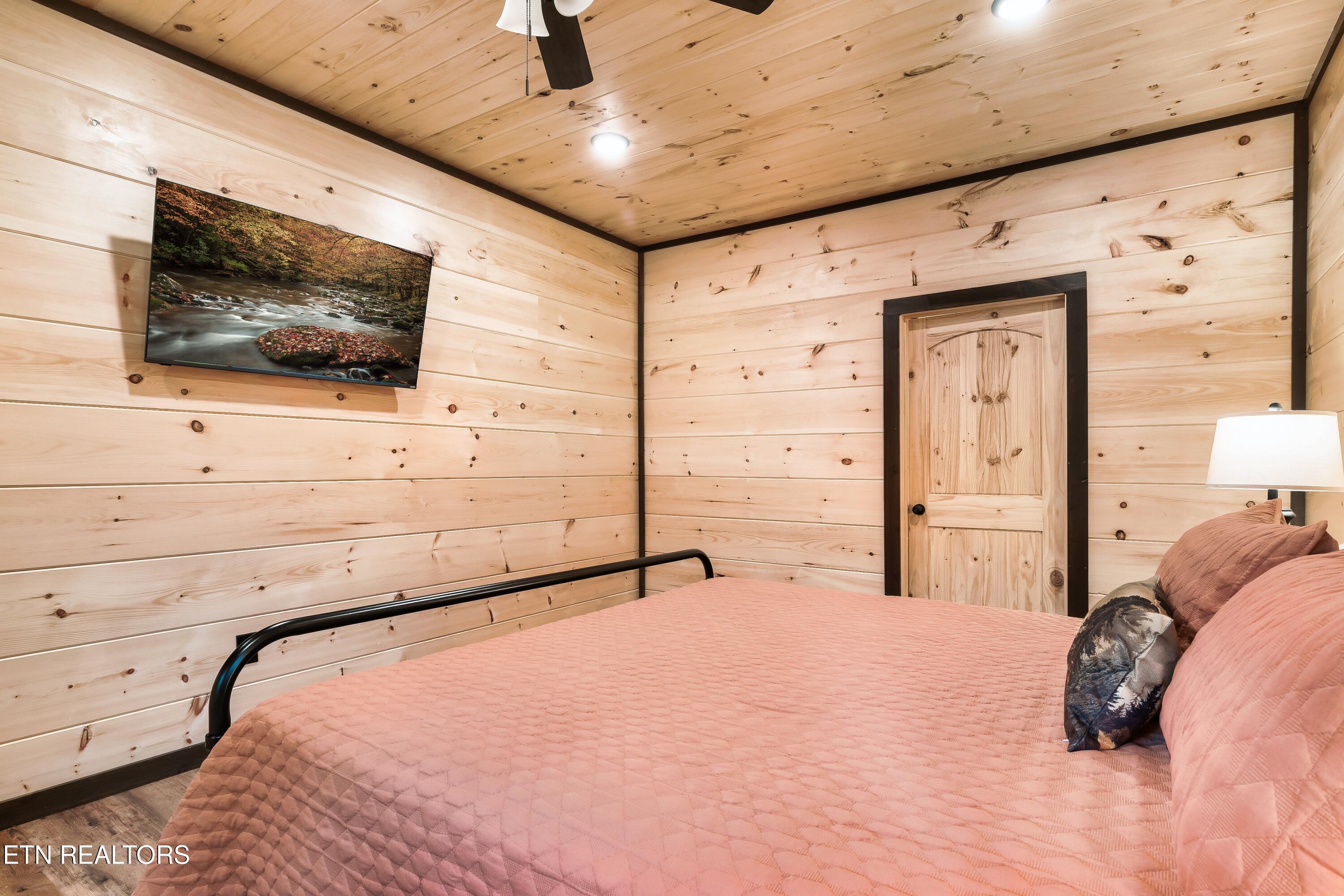 4224 Mountain Rest Way Sevierville TN 37876