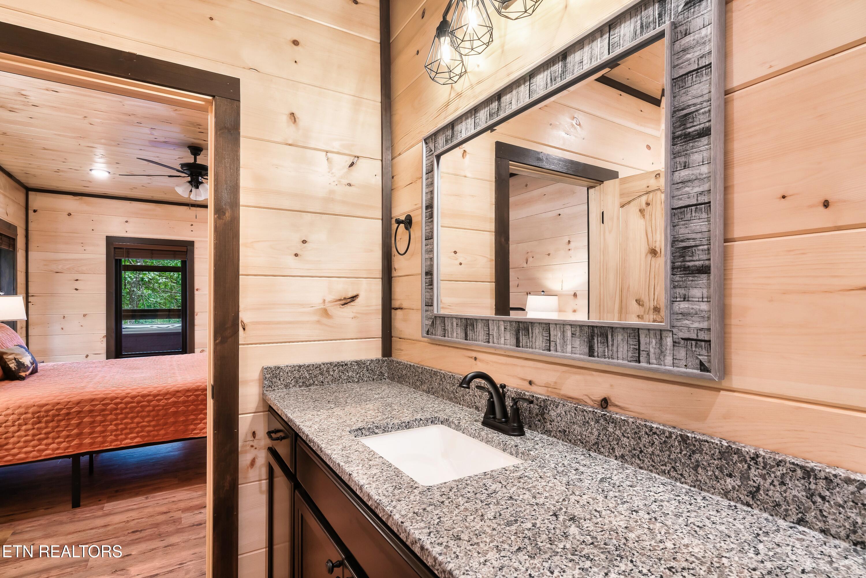 4224 Mountain Rest Way Sevierville TN 37876