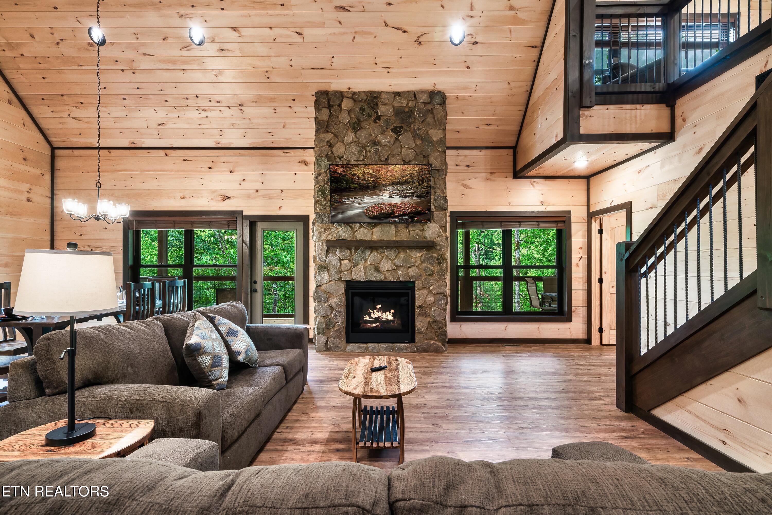 4224 Mountain Rest Way Sevierville TN 37876