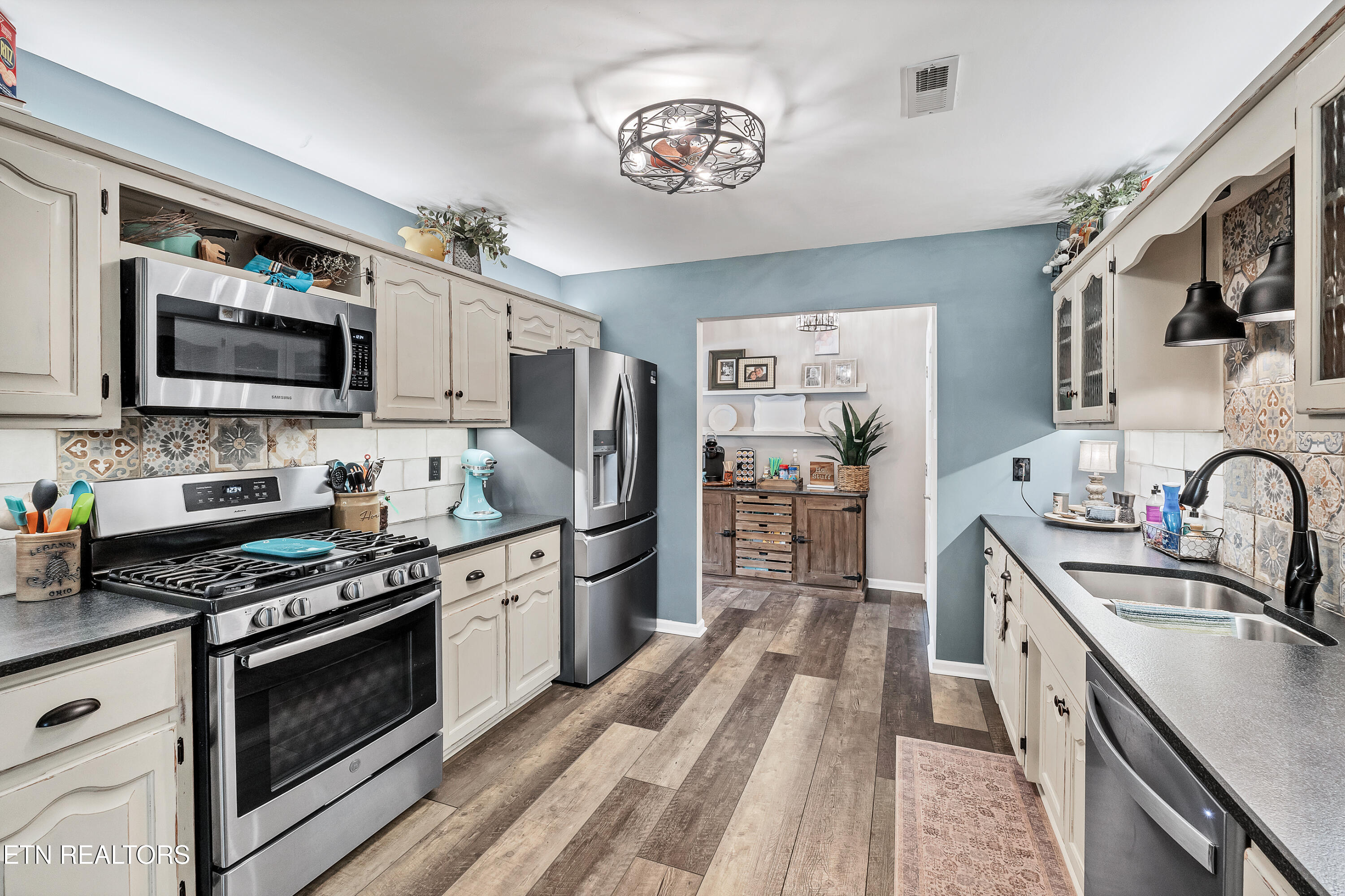 1210 Edinburgh Drive Maryville TN 37803