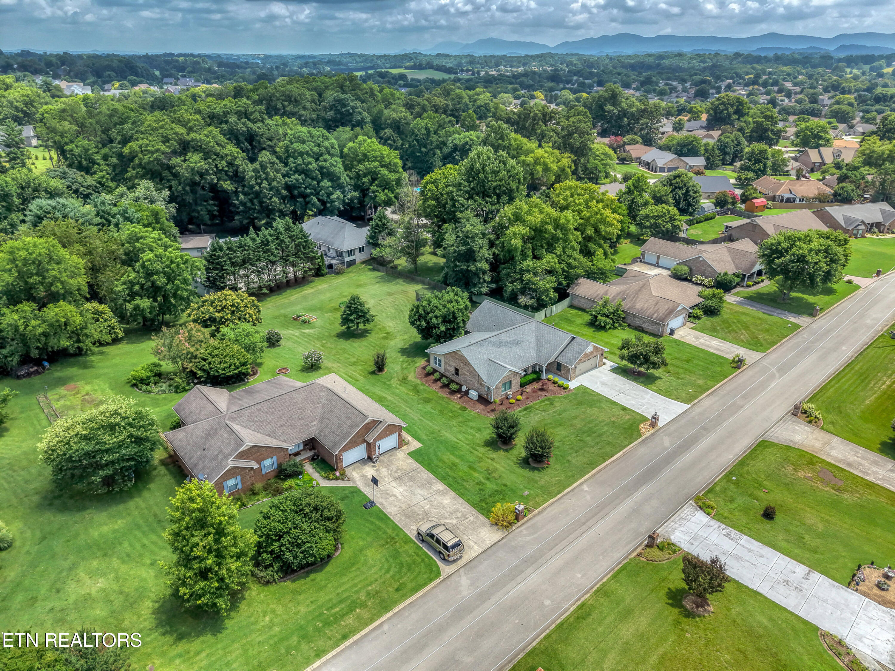 1210 Edinburgh Drive Maryville TN 37803