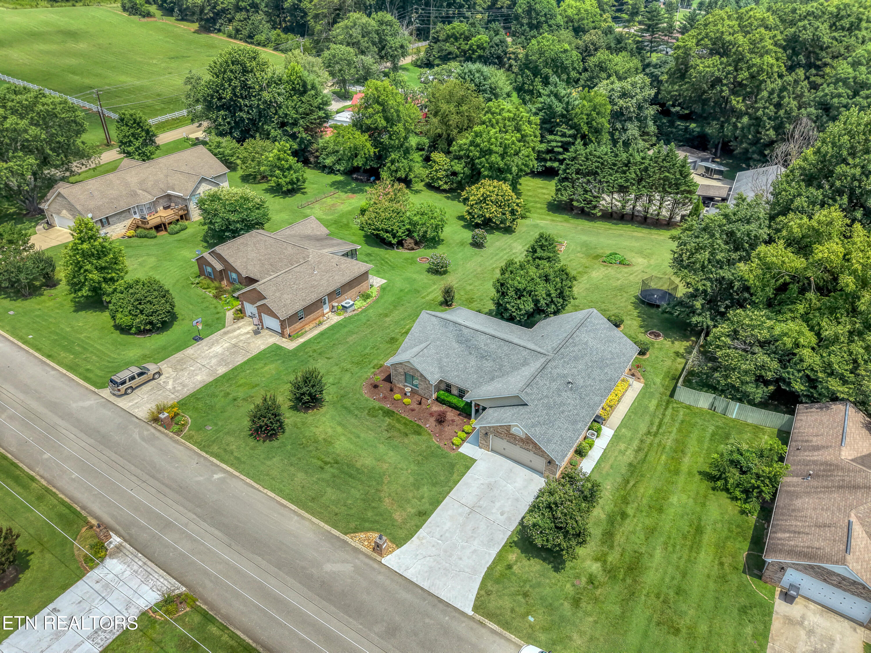 1210 Edinburgh Drive Maryville TN 37803