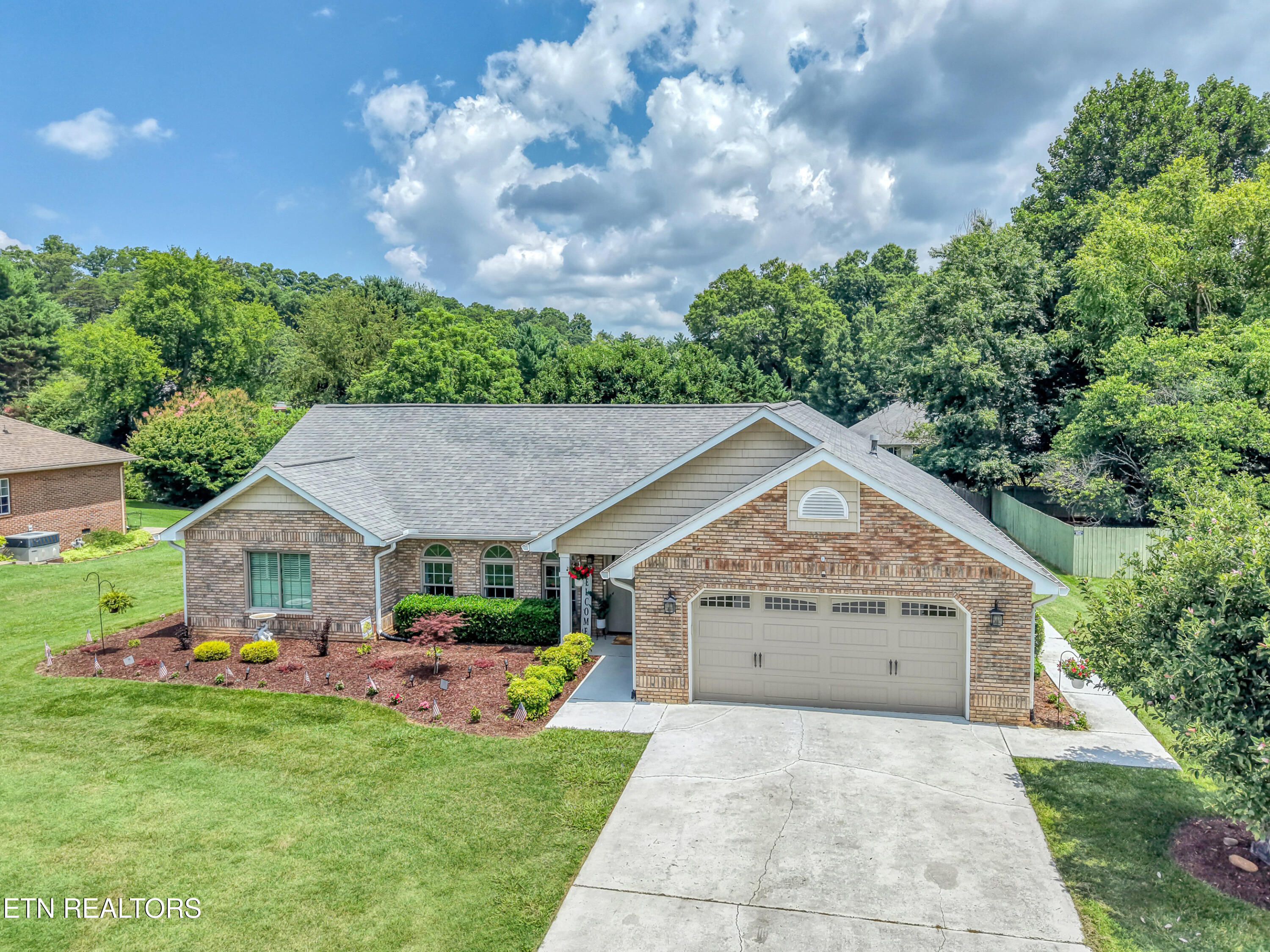 1210 Edinburgh Drive Maryville TN 37803