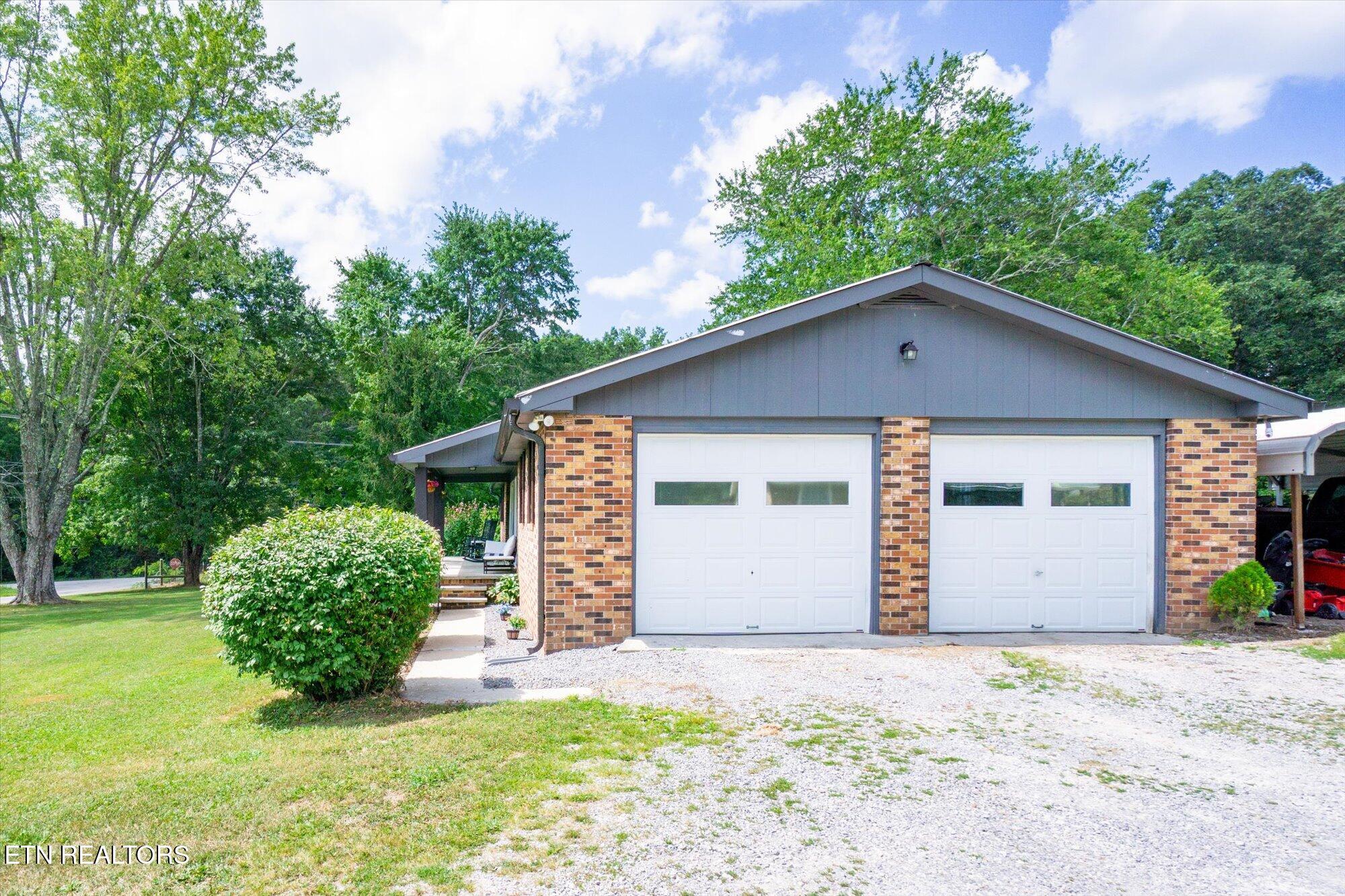 111 Guffey Lane Jamestown TN 38556