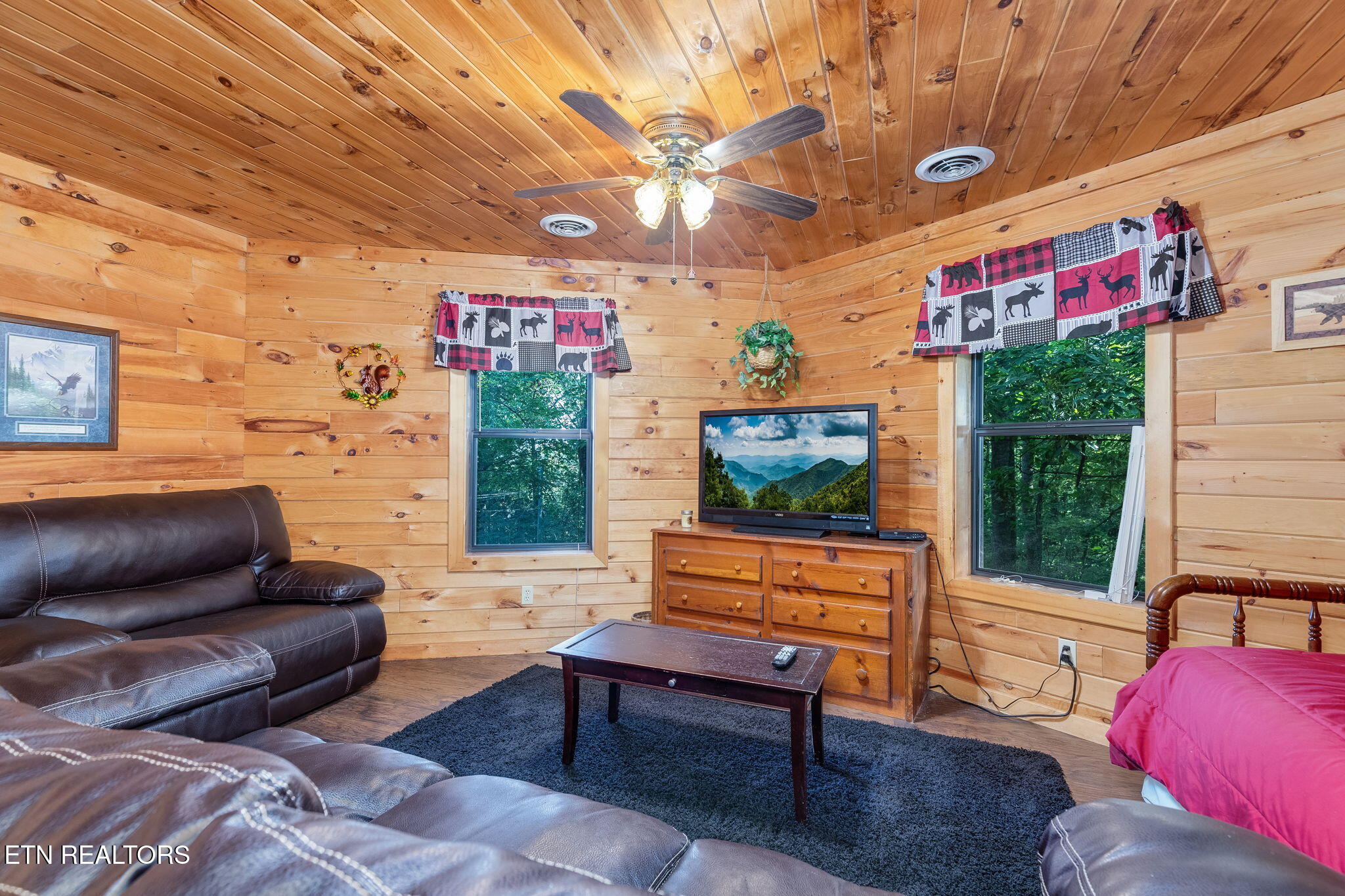 3469 Sugar Maple Loop Road Sevierville TN 37862
