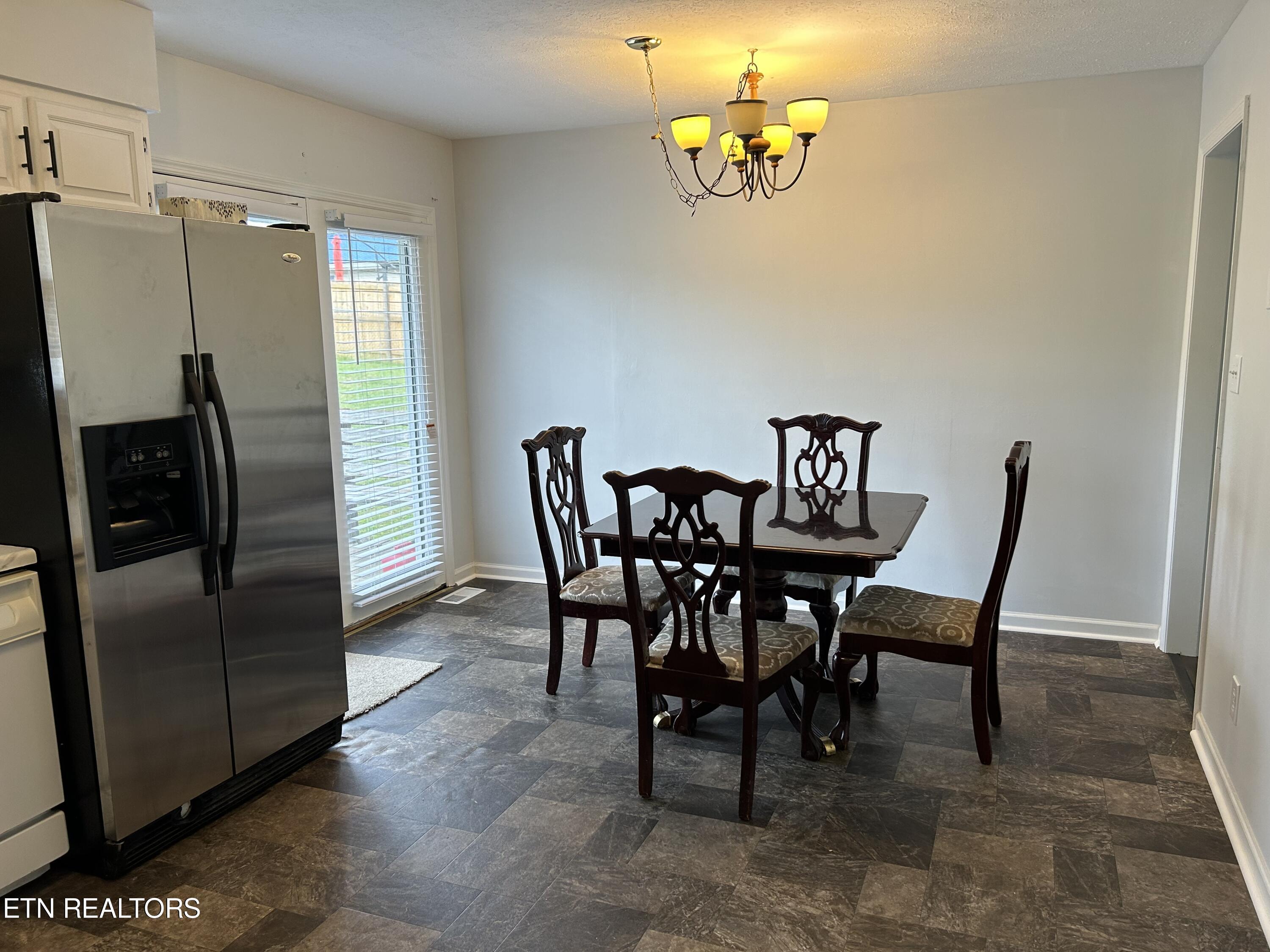 101 Phillips Lane Clinton TN 37716