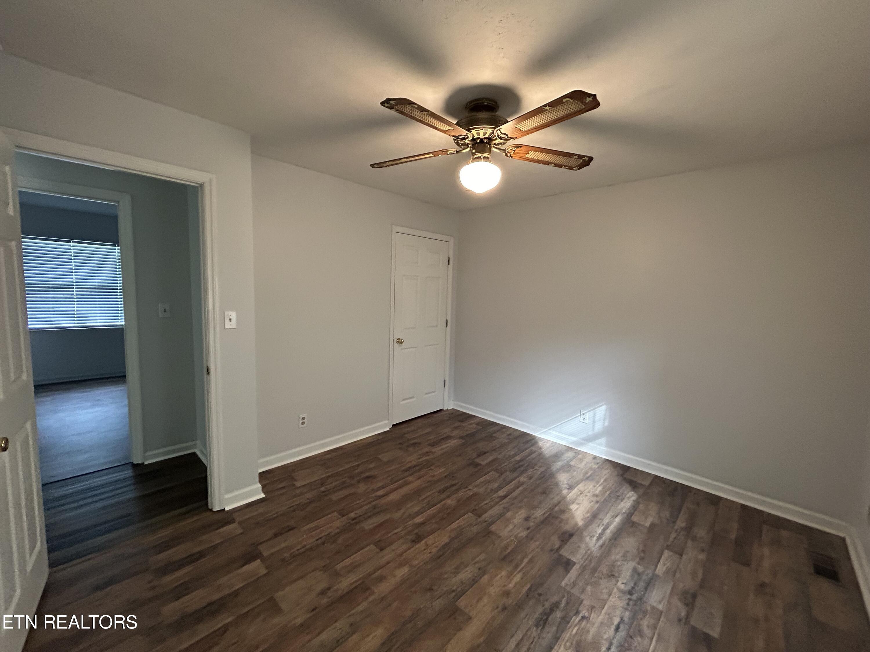 101 Phillips Lane Clinton TN 37716