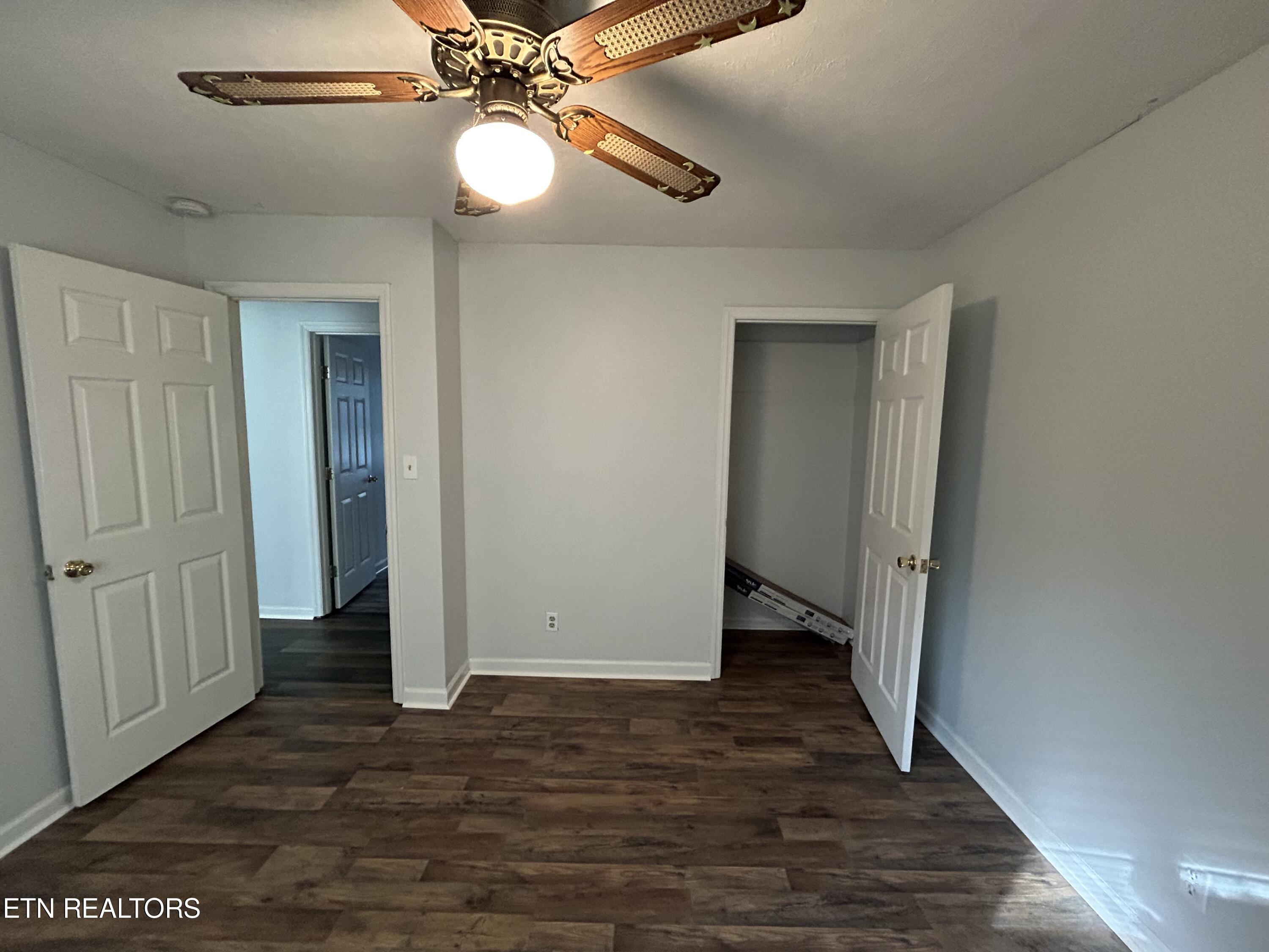 101 Phillips Lane Clinton TN 37716