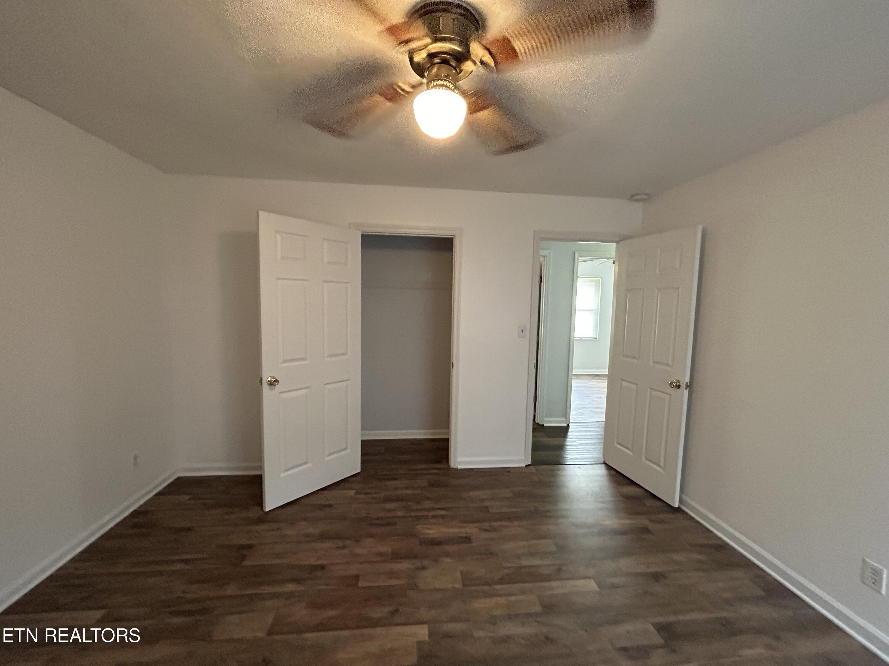 101 Phillips Lane Clinton TN 37716