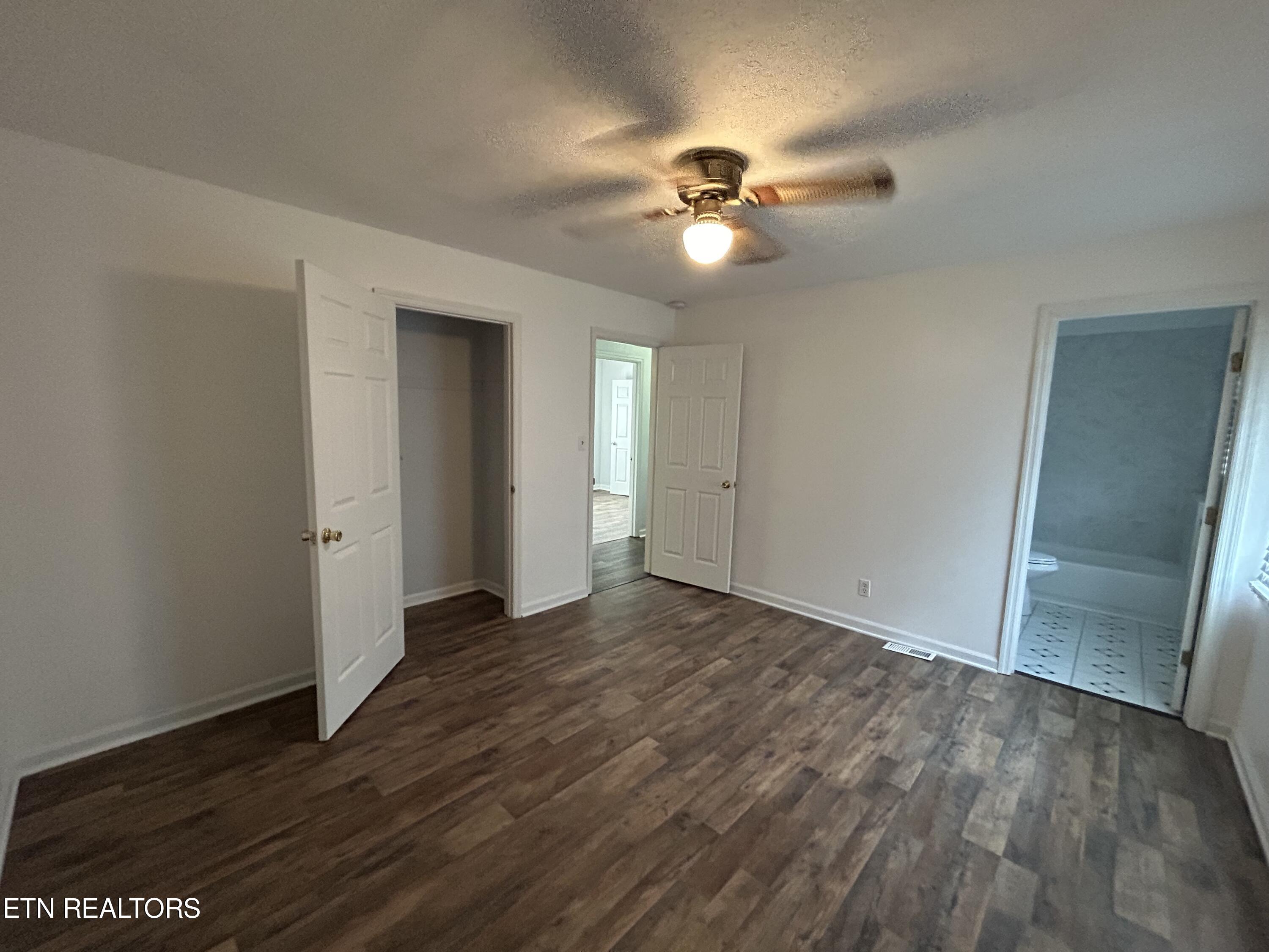 101 Phillips Lane Clinton TN 37716
