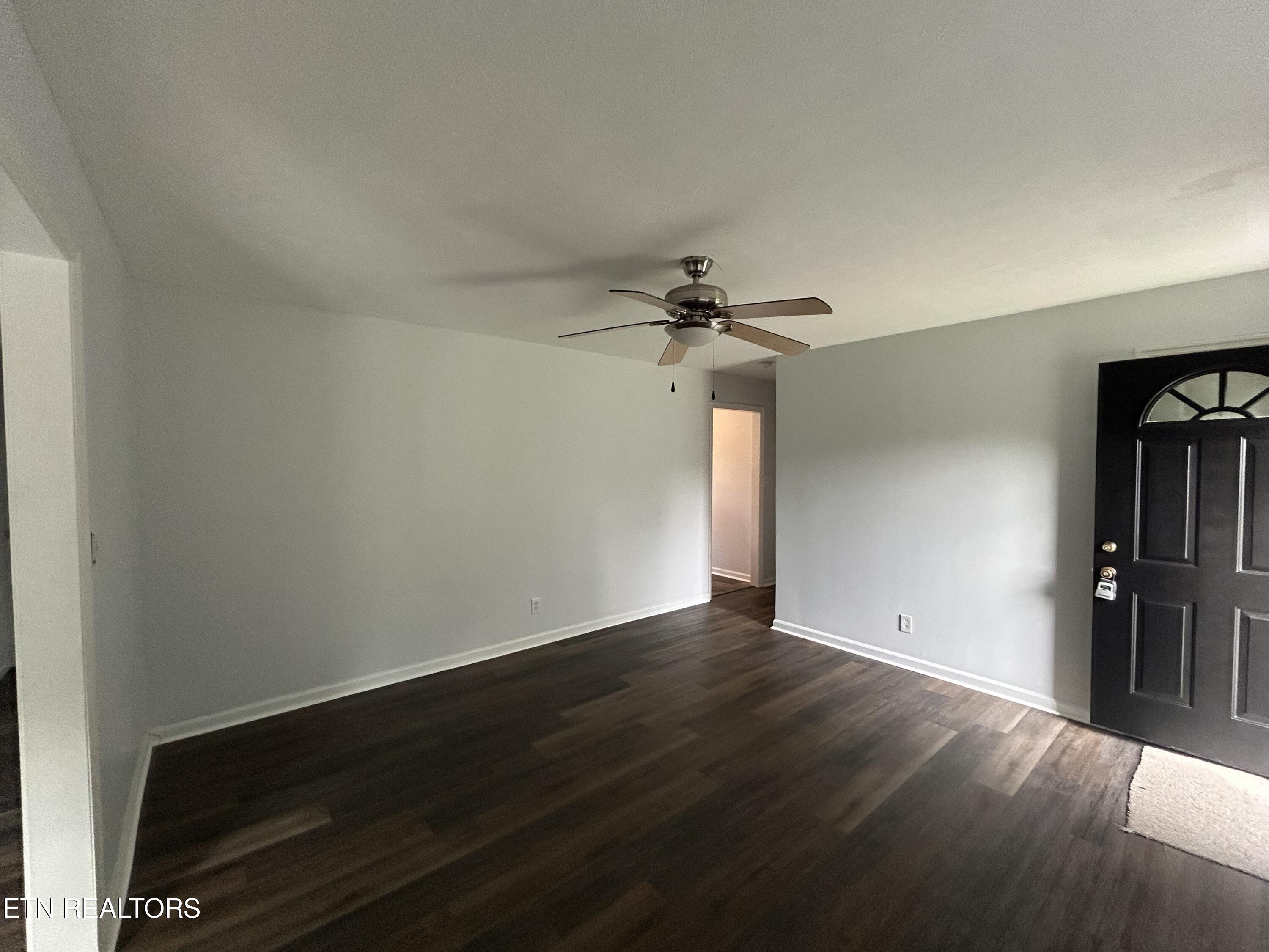 101 Phillips Lane Clinton TN 37716