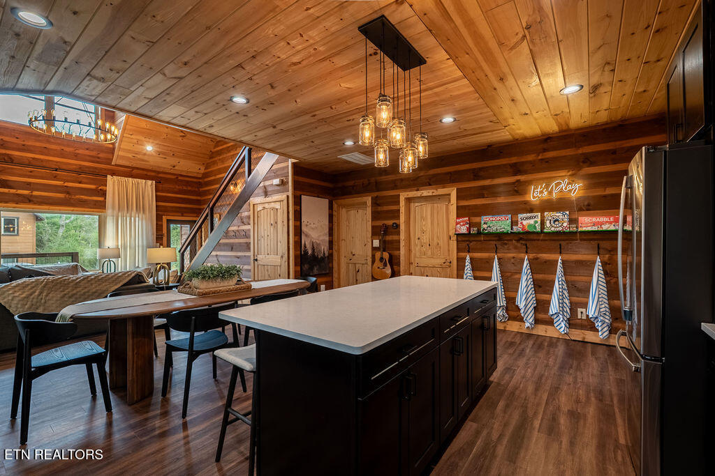 4228 Wears Valley Road Sevierville TN 37862