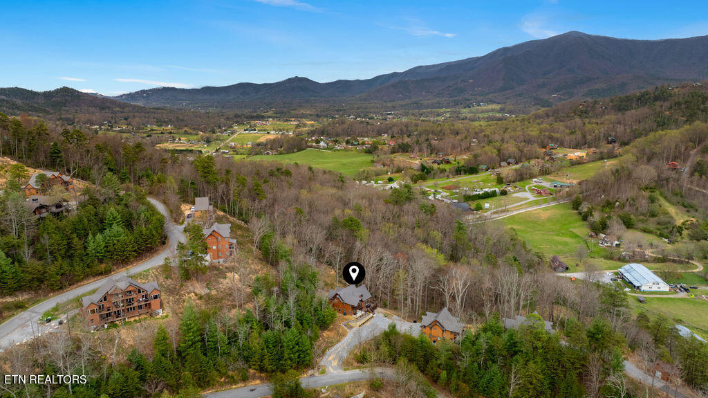 4228 Wears Valley Road Sevierville TN 37862