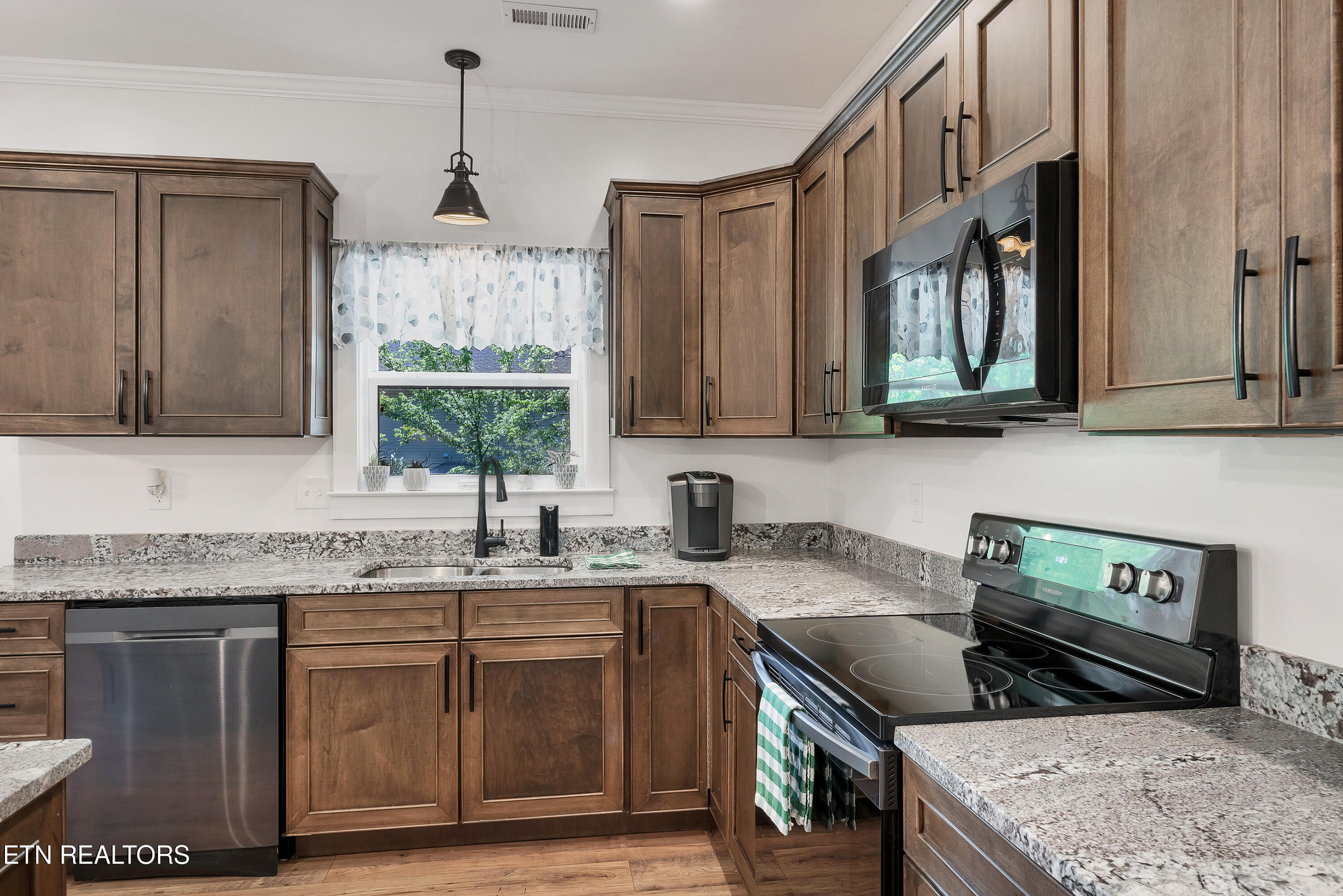 1508 Roxy Lane Maryville TN 37803