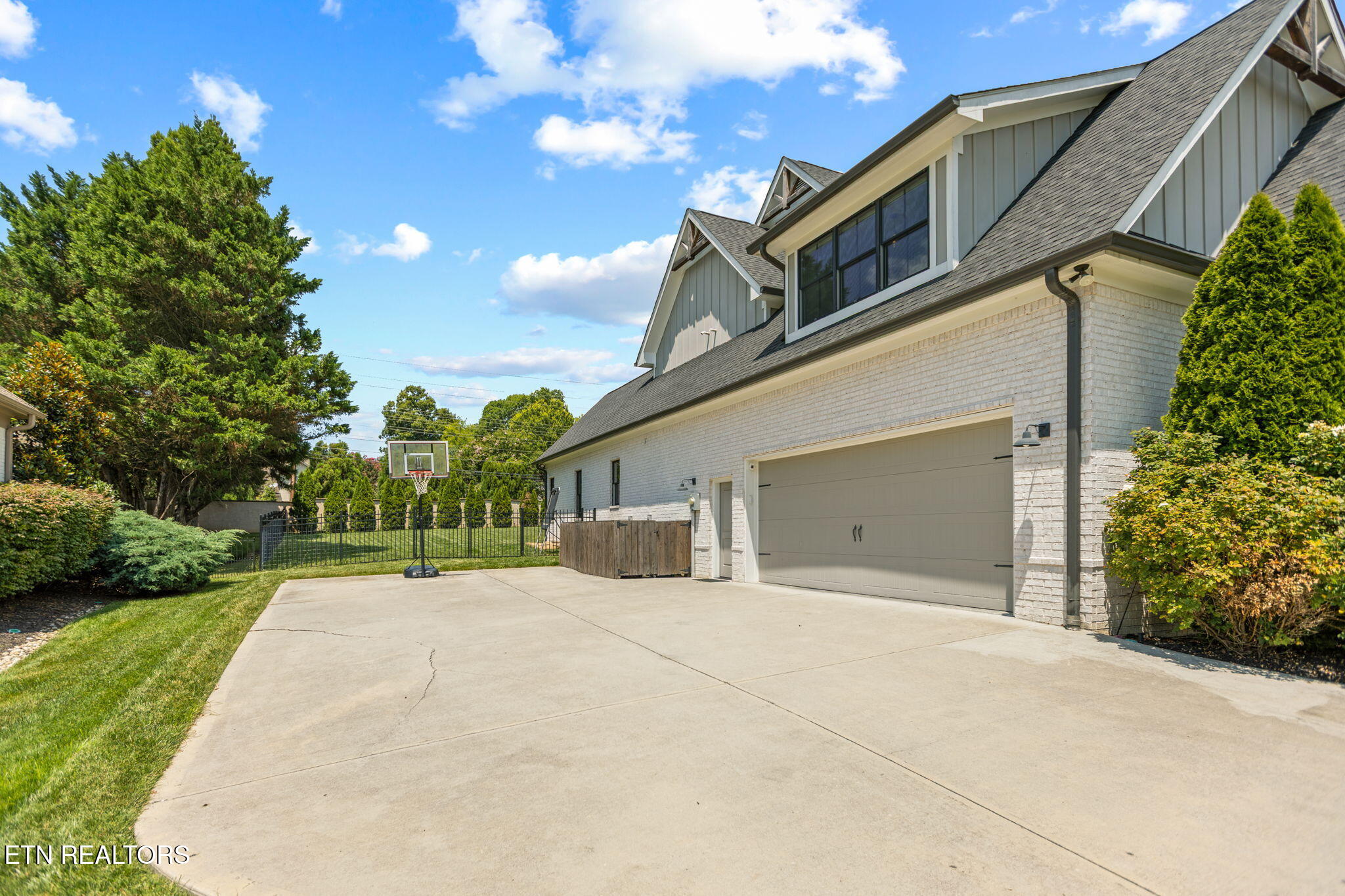 10632 Lakecove Way Knoxville TN 37922