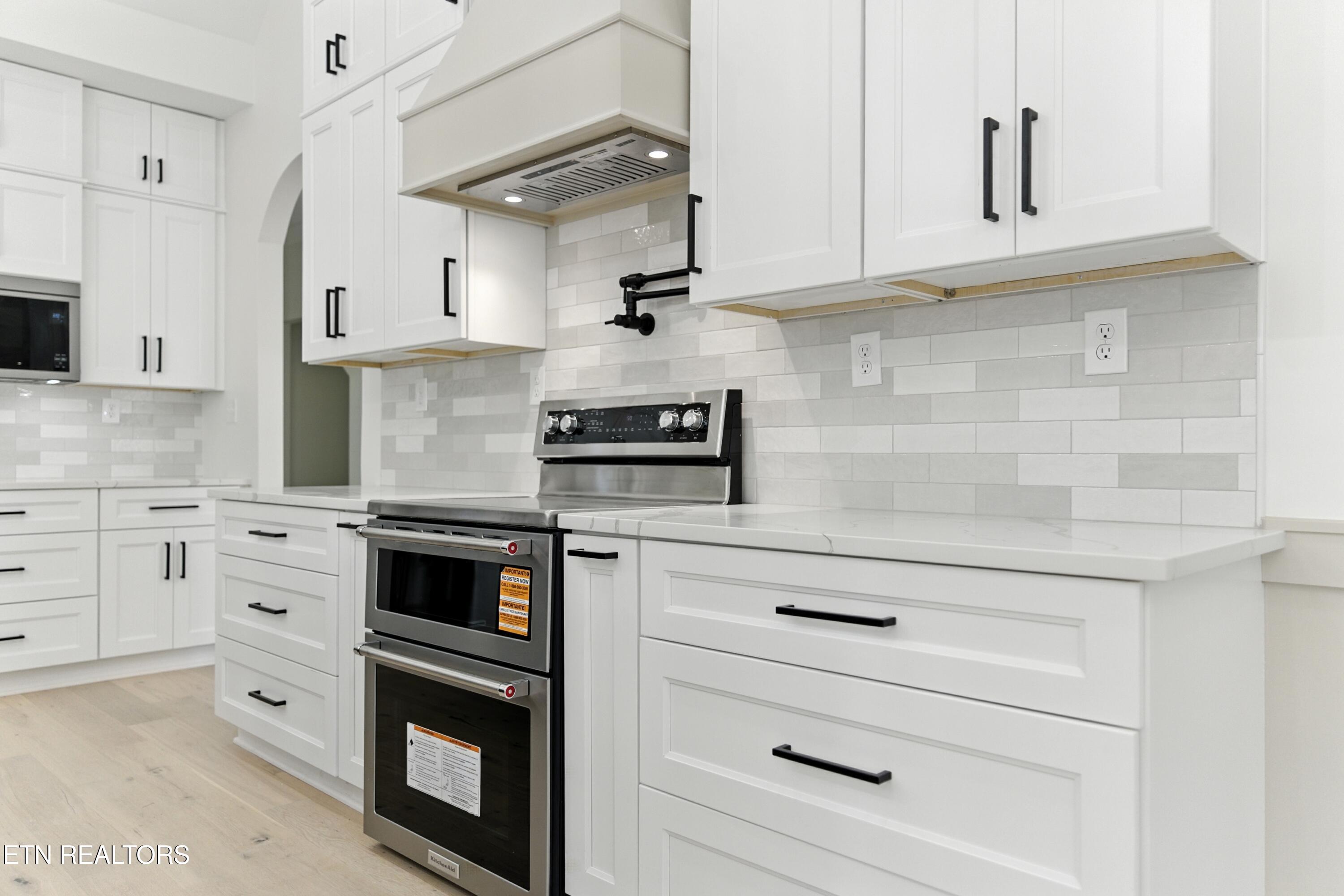 155 Elokwa Way Loudon TN 37774