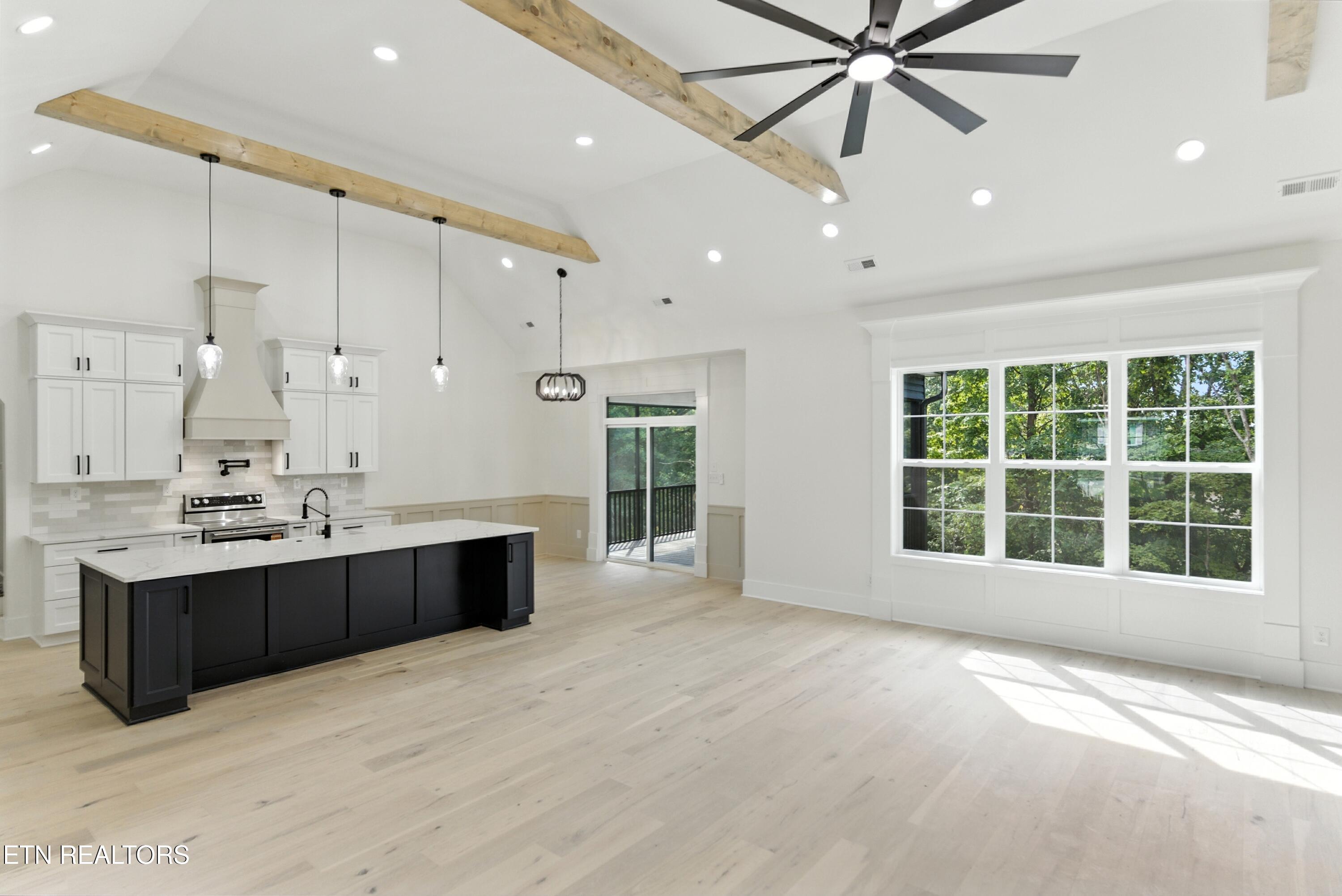 155 Elokwa Way Loudon TN 37774