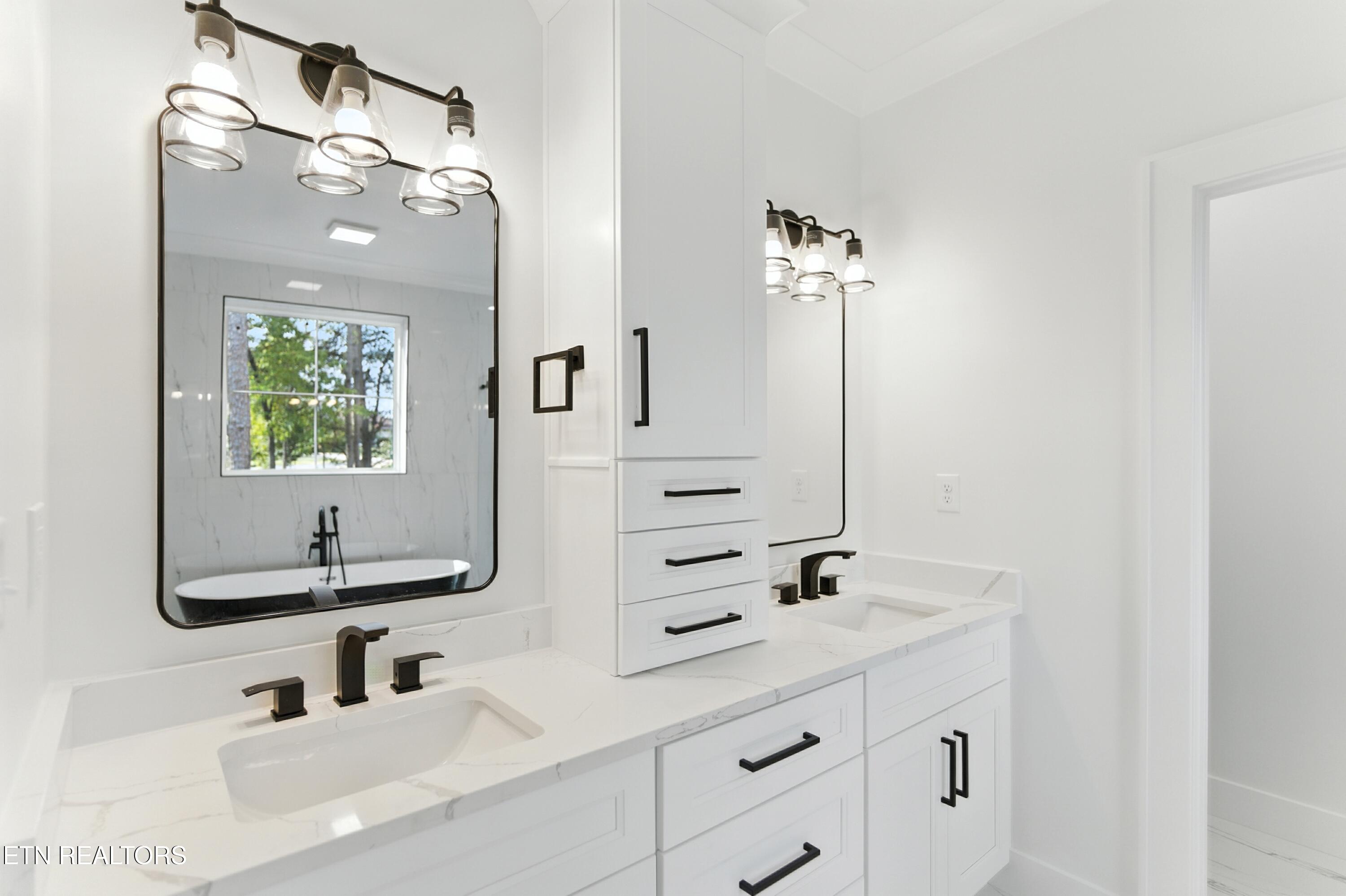 155 Elokwa Way Loudon TN 37774