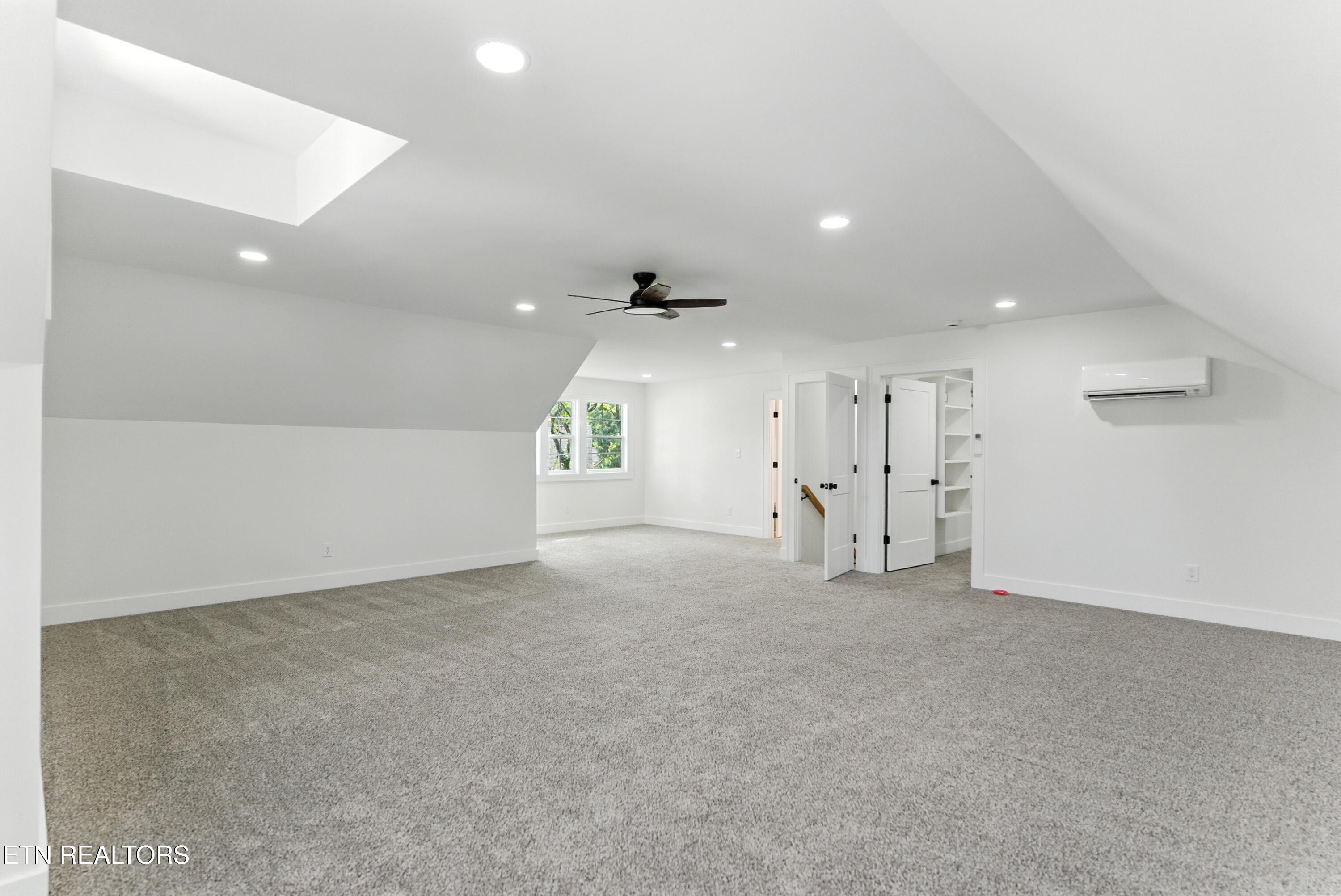 155 Elokwa Way Loudon TN 37774