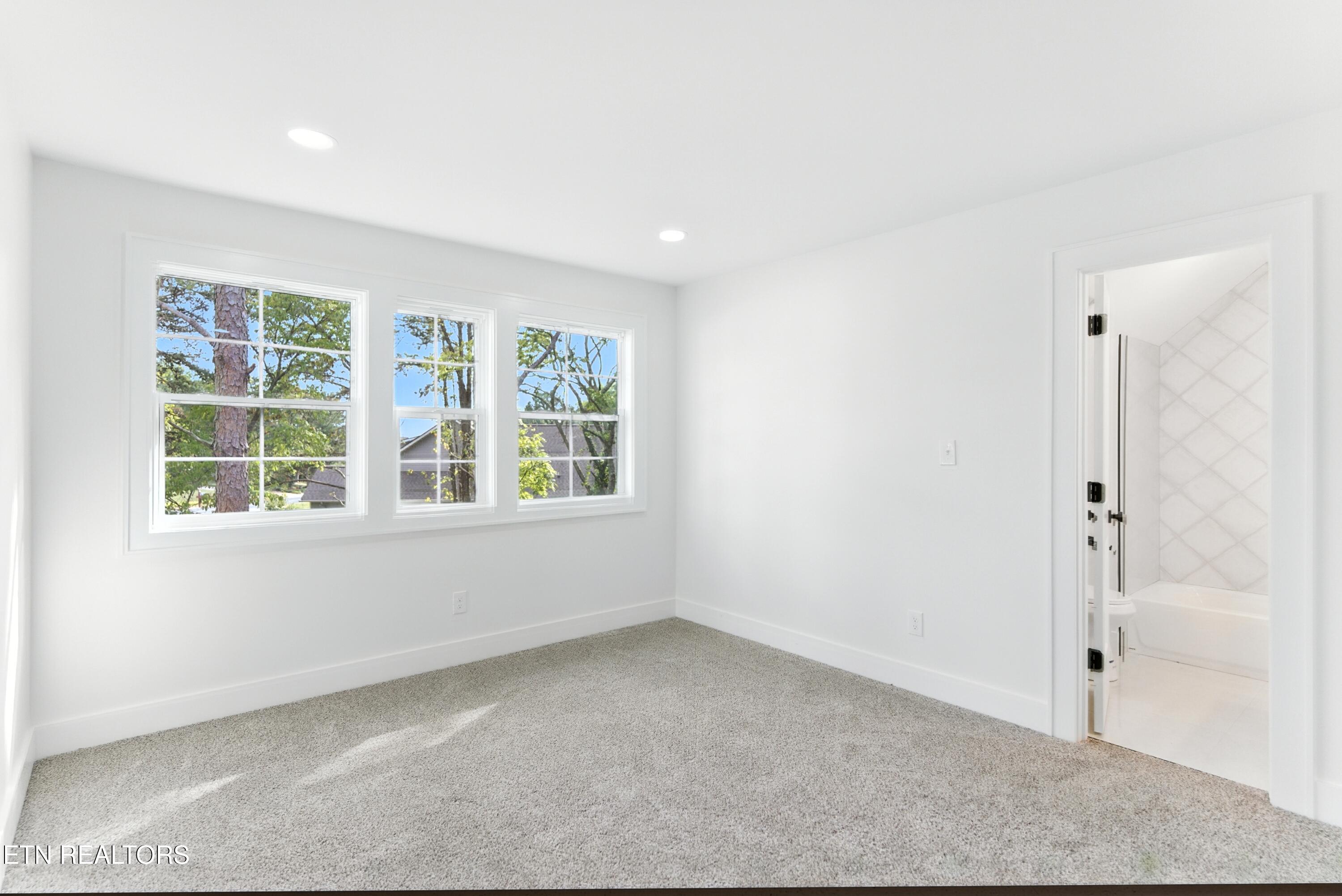 155 Elokwa Way Loudon TN 37774