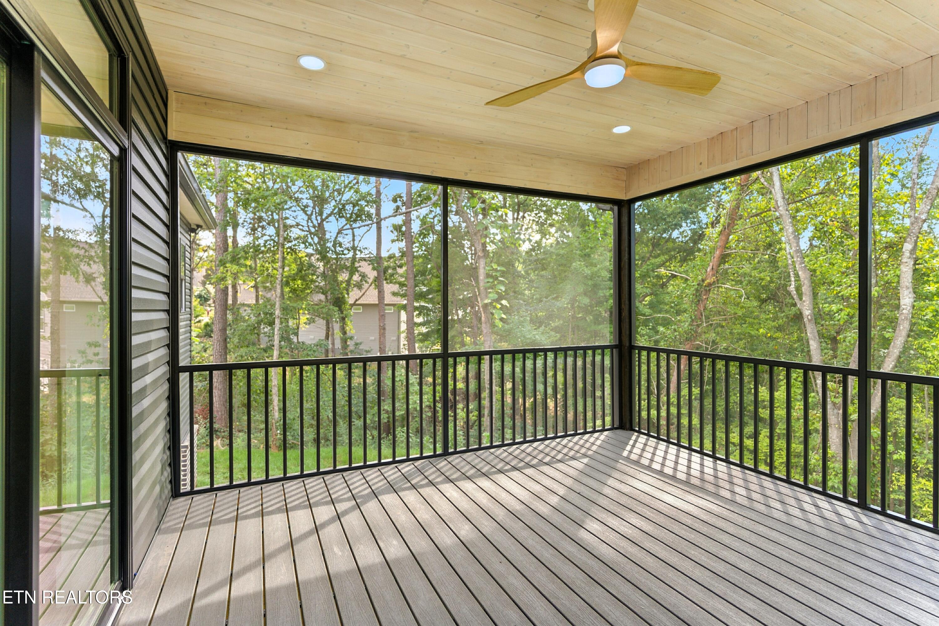 155 Elokwa Way Loudon TN 37774