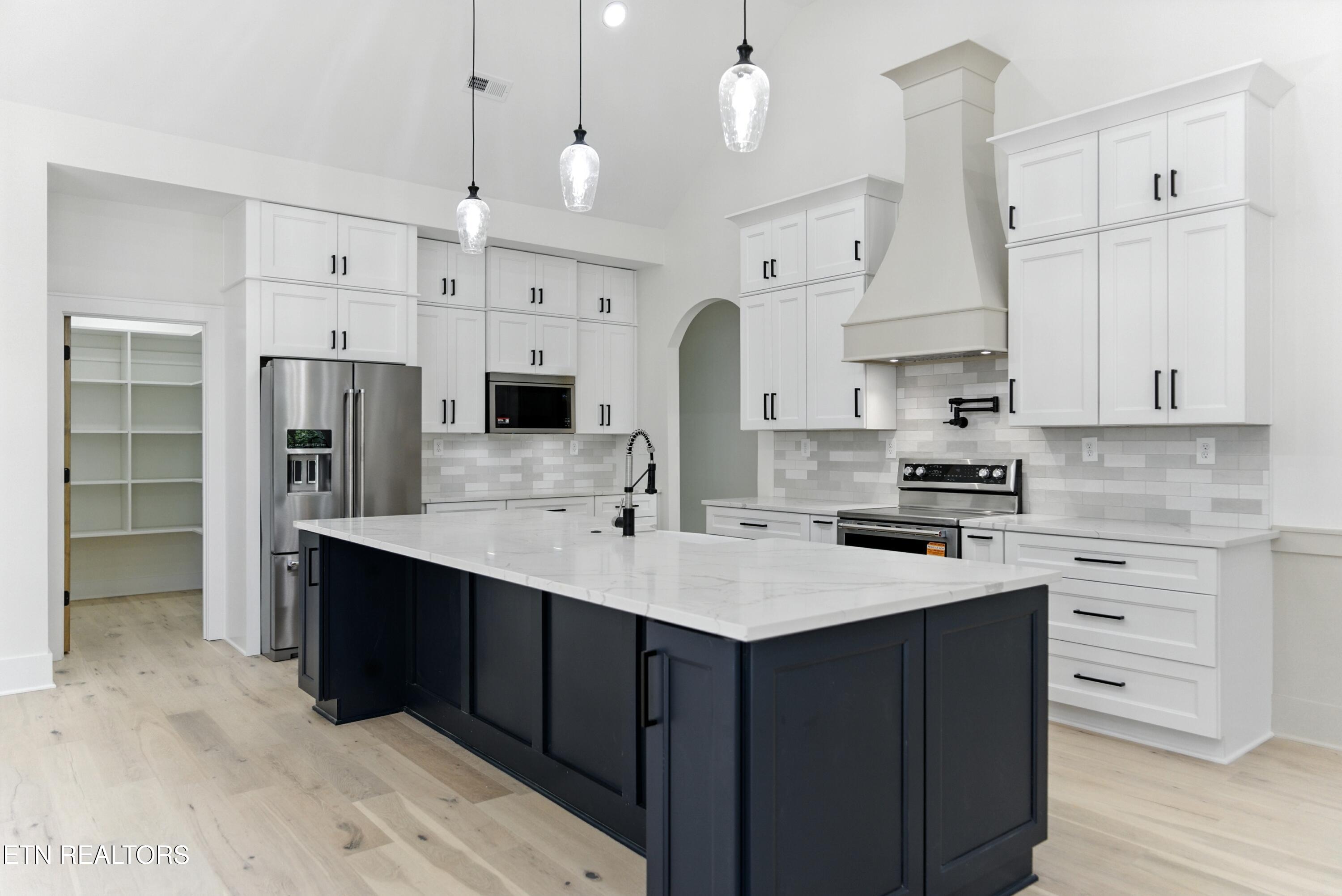 155 Elokwa Way Loudon TN 37774