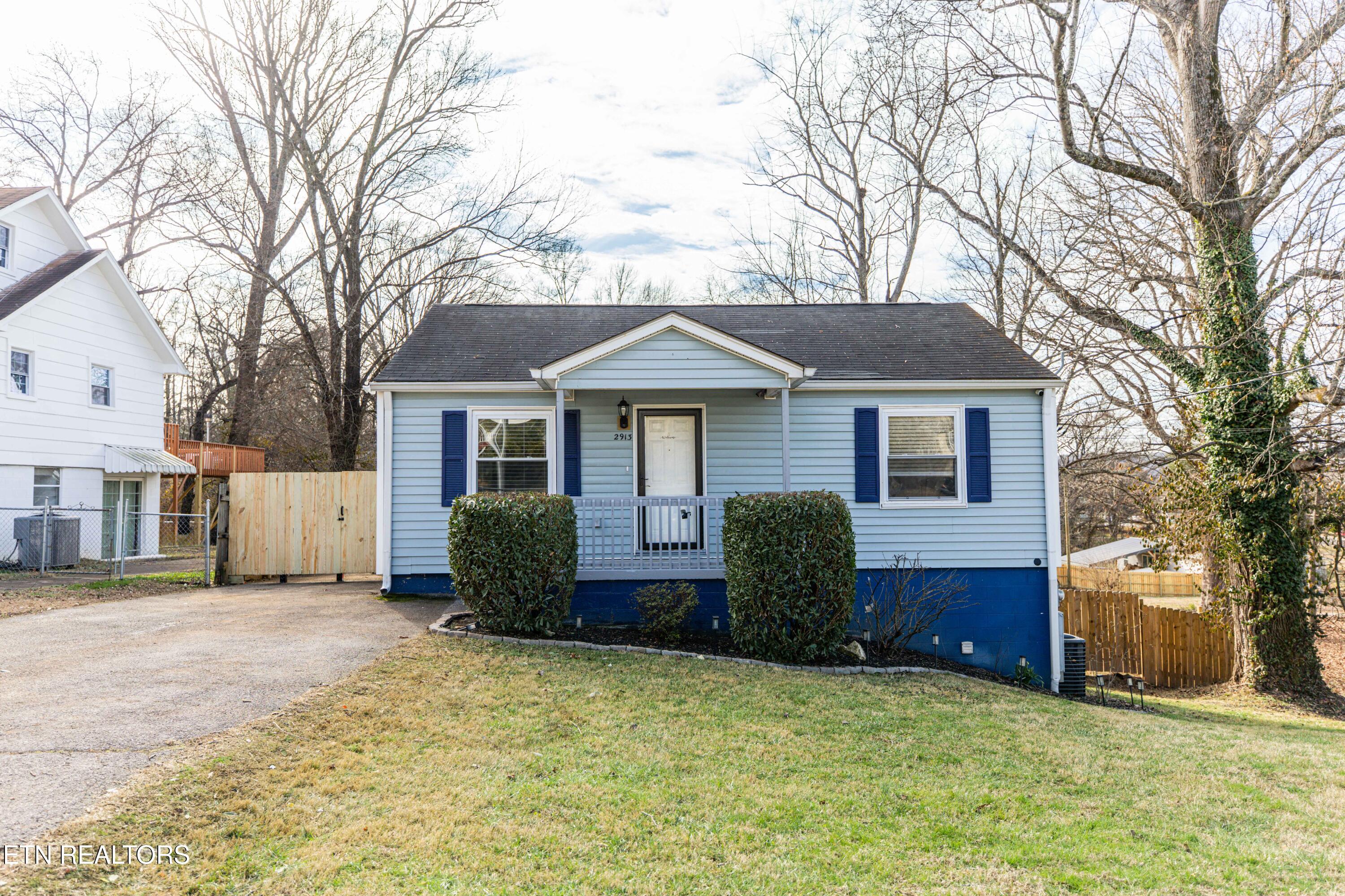 2913 NE Woodmont Road Knoxville TN 37917