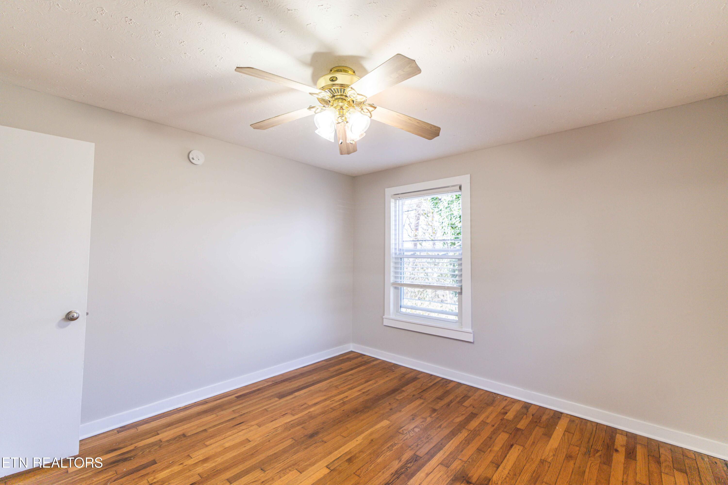 2913 NE Woodmont Road Knoxville TN 37917
