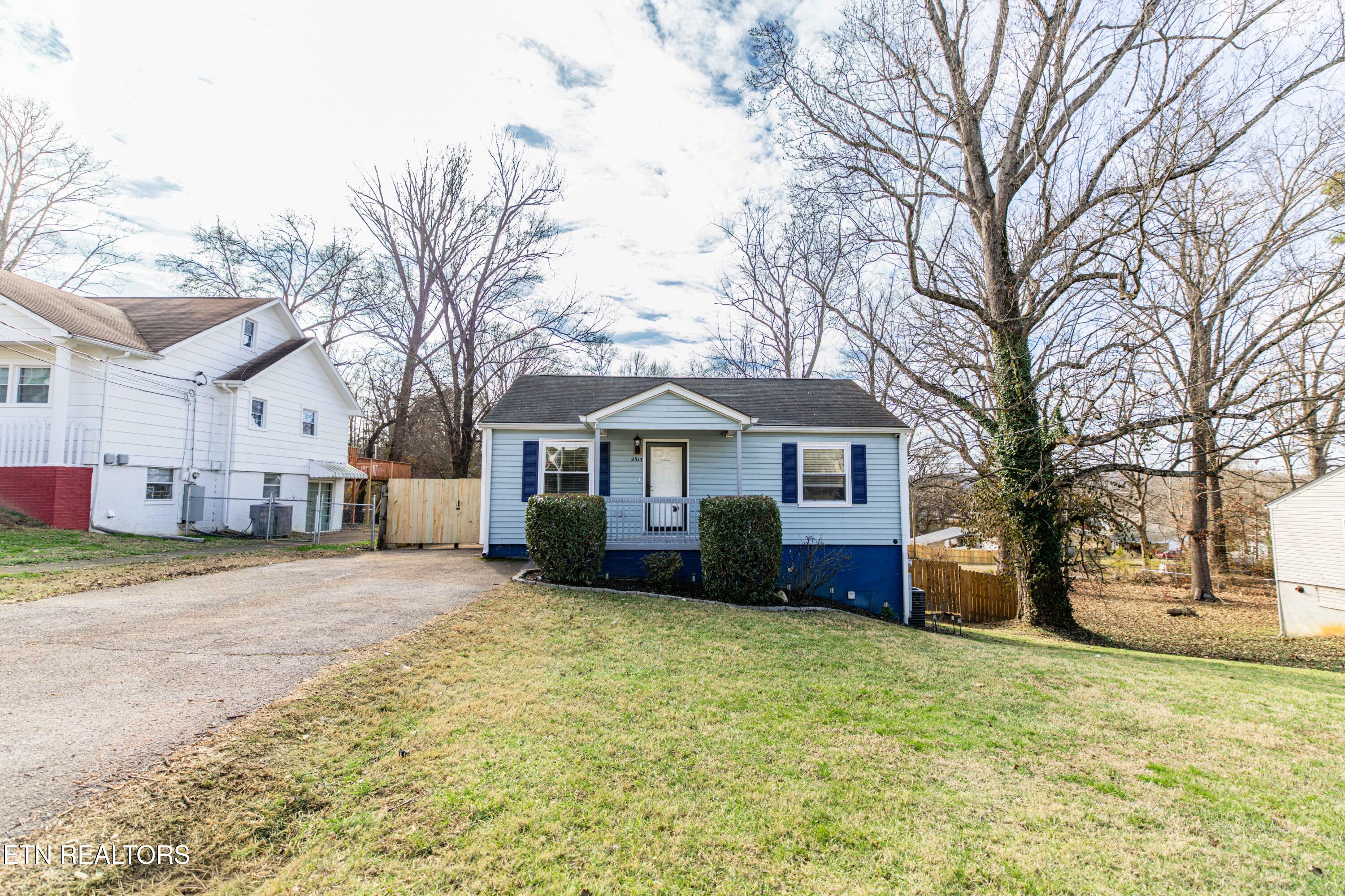 2913 NE Woodmont Road Knoxville TN 37917