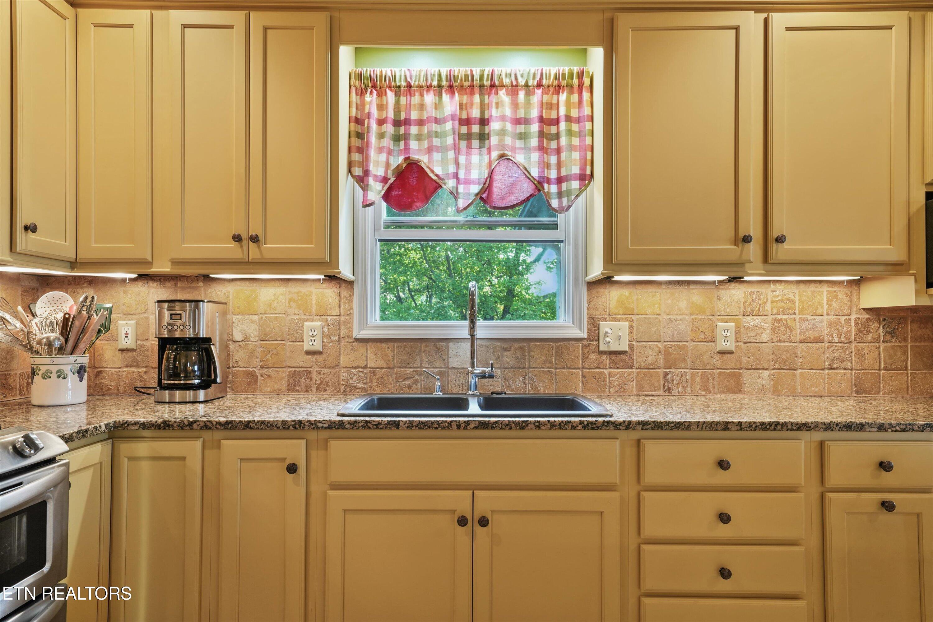 954 Pawnee Court Sevierville TN 37876