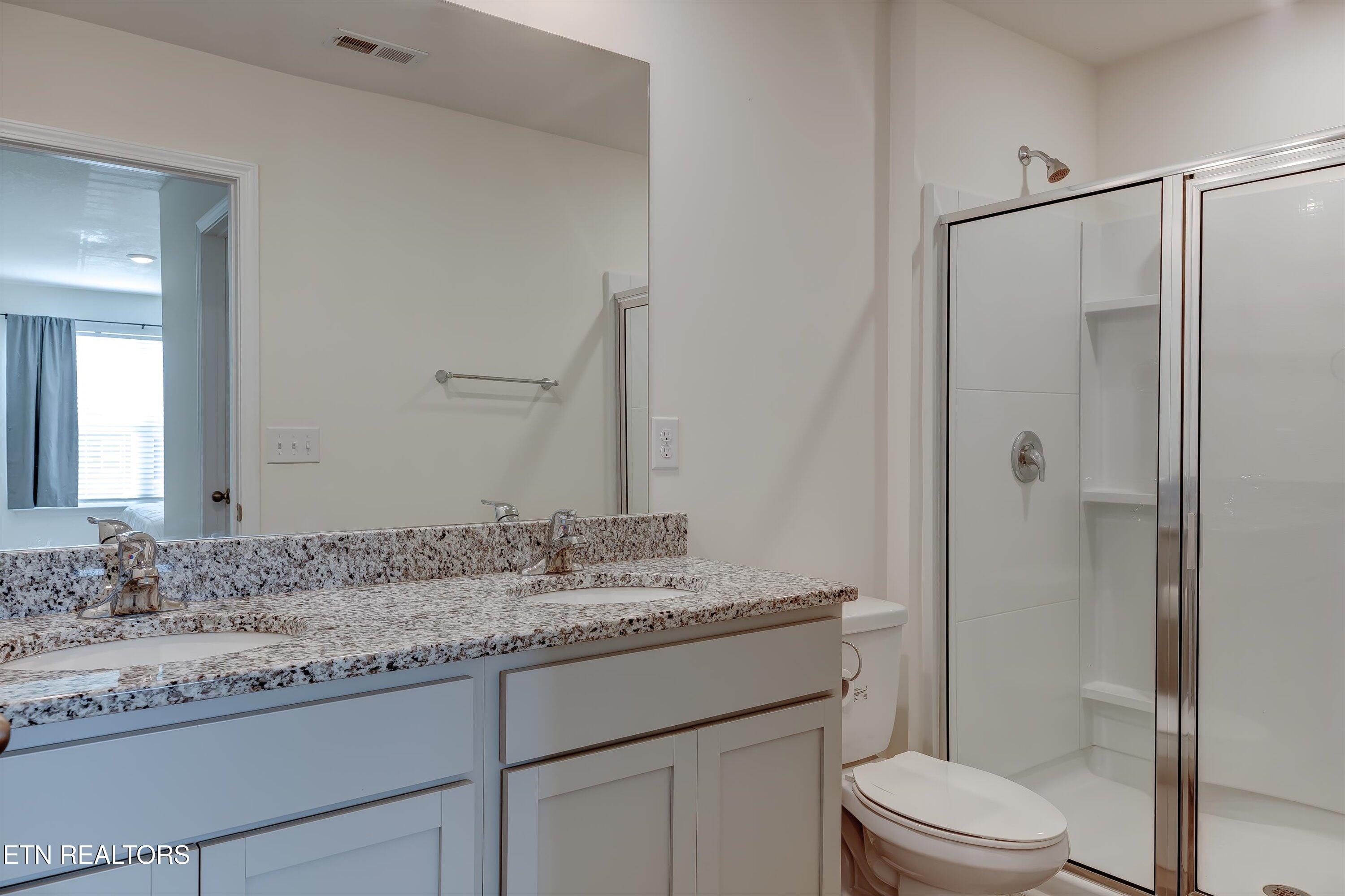 2227 Oliver Hills Lane Knoxville TN 37921