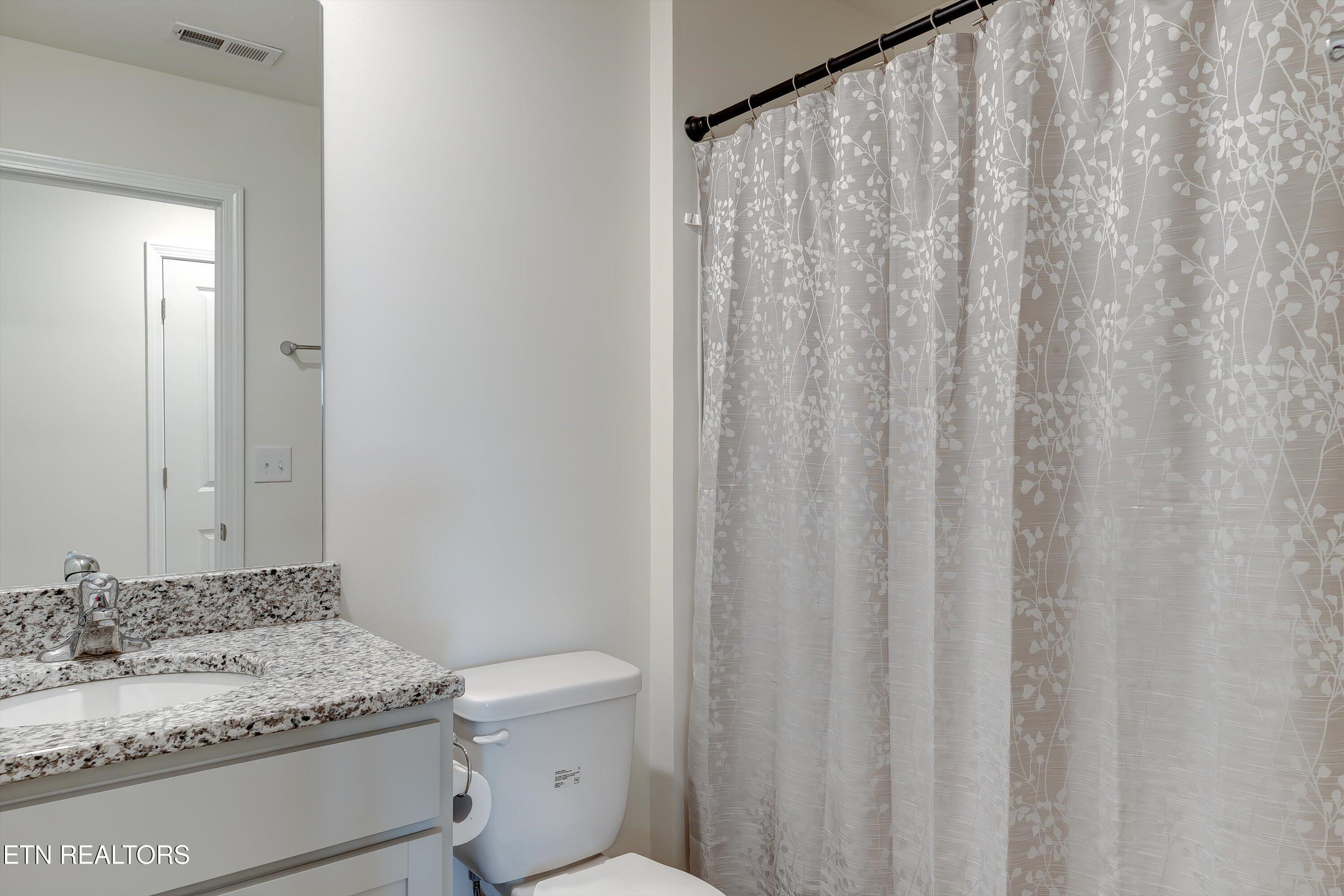 2227 Oliver Hills Lane Knoxville TN 37921