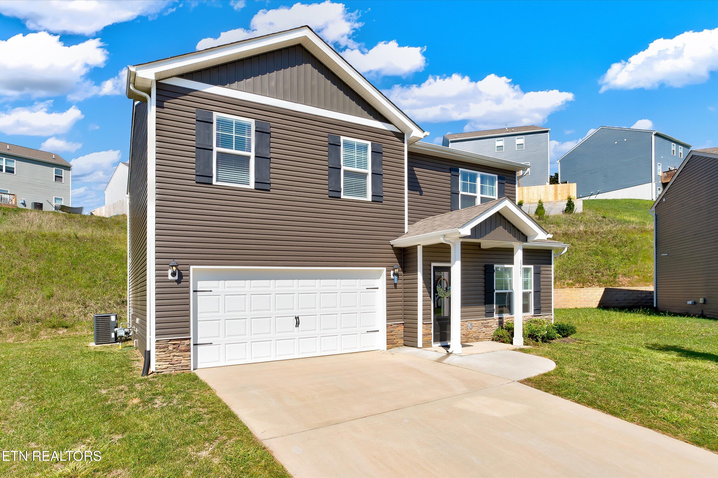 2227 Oliver Hills Lane Knoxville TN 37921