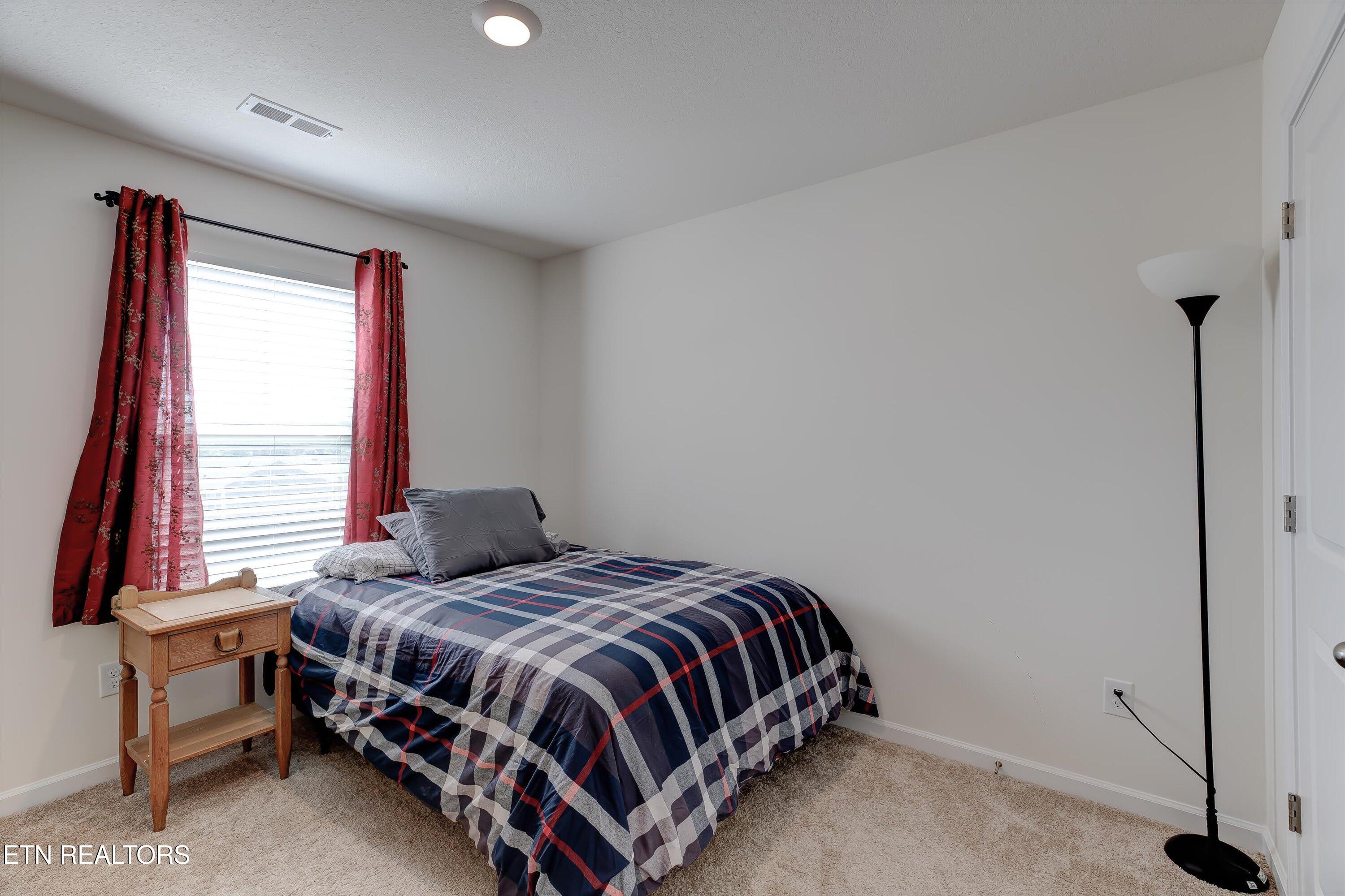 2227 Oliver Hills Lane Knoxville TN 37921