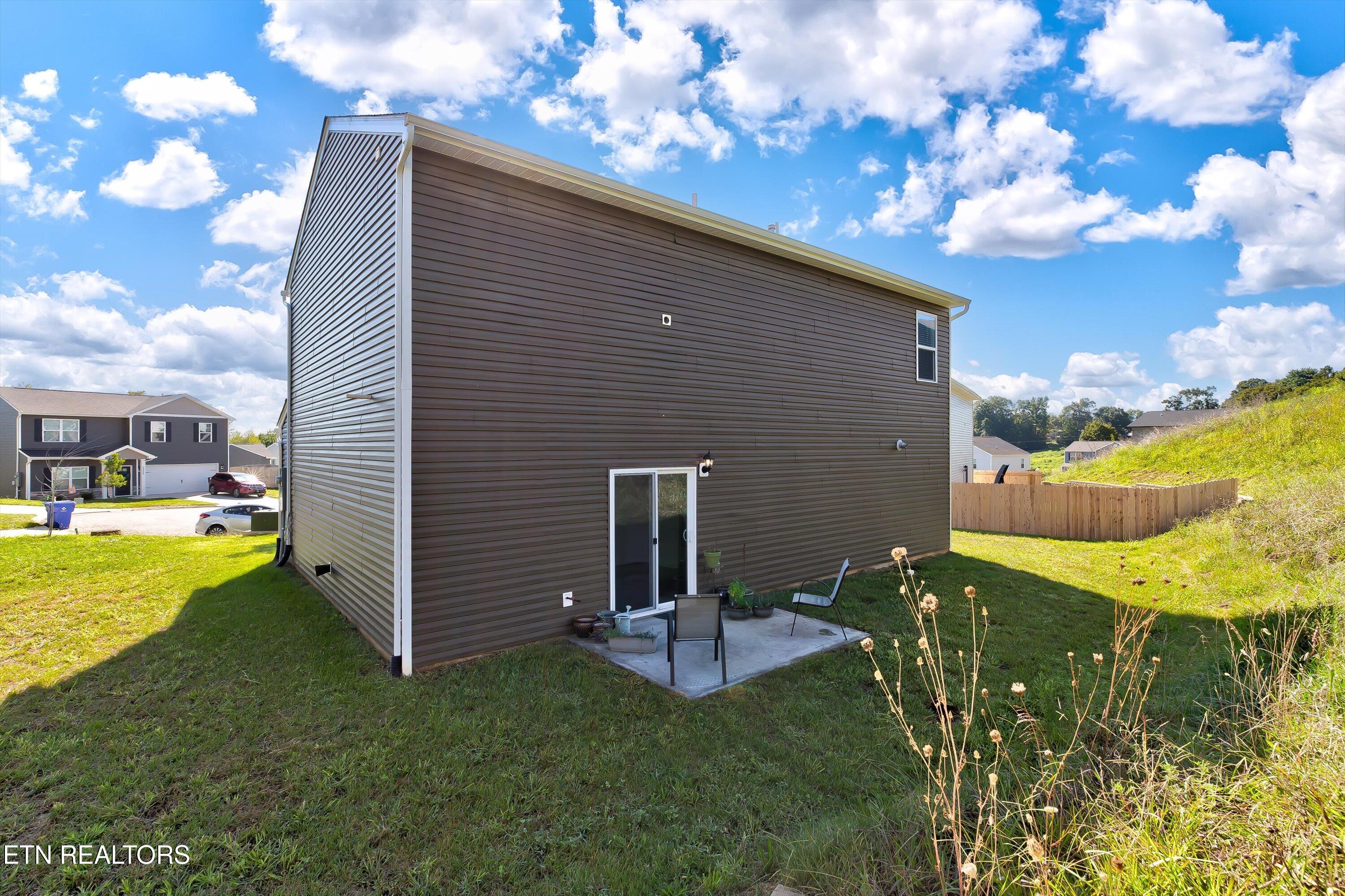 2227 Oliver Hills Lane Knoxville TN 37921