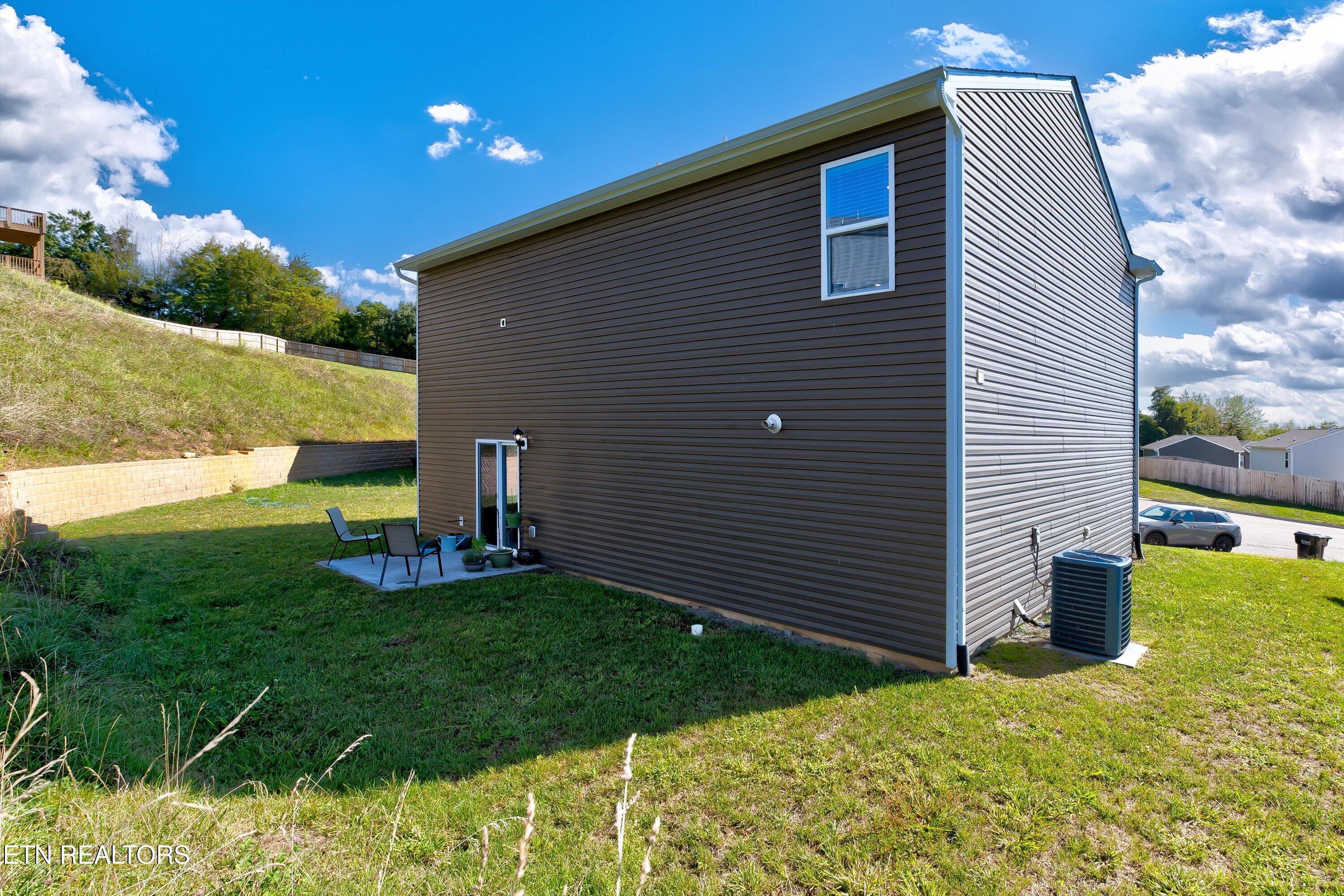2227 Oliver Hills Lane Knoxville TN 37921