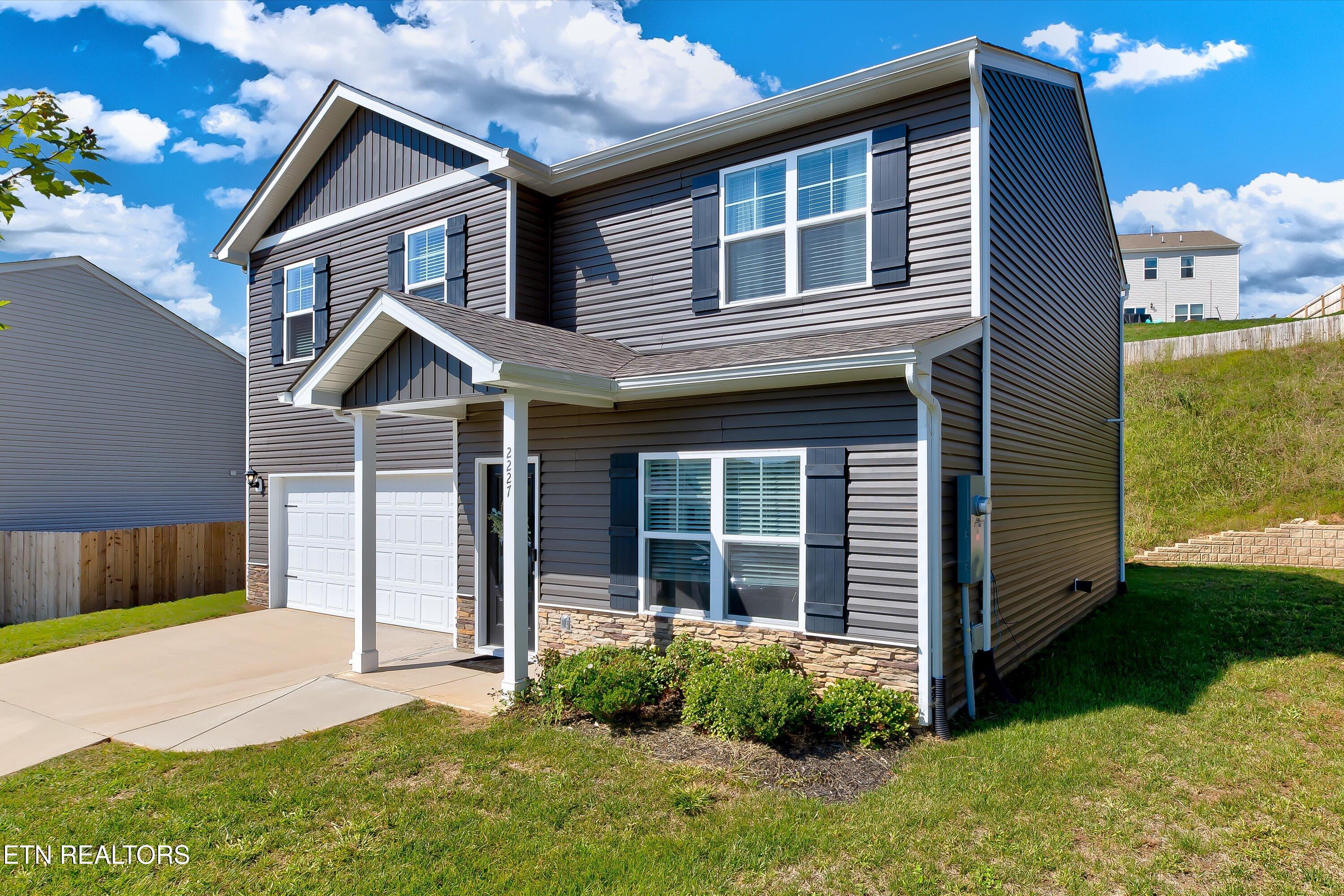 2227 Oliver Hills Lane Knoxville TN 37921