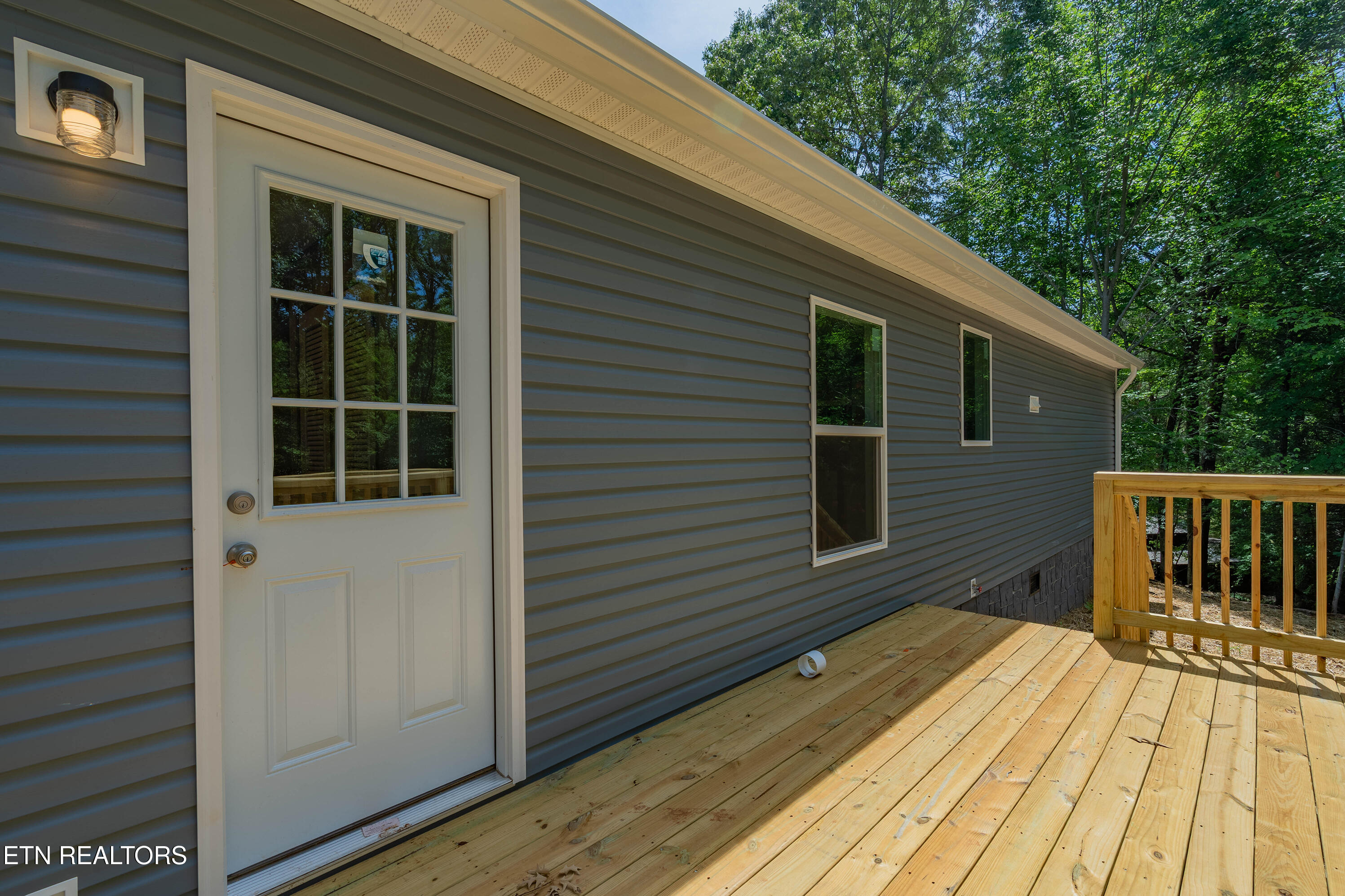 521 Smokey Drive Loudon TN 37774