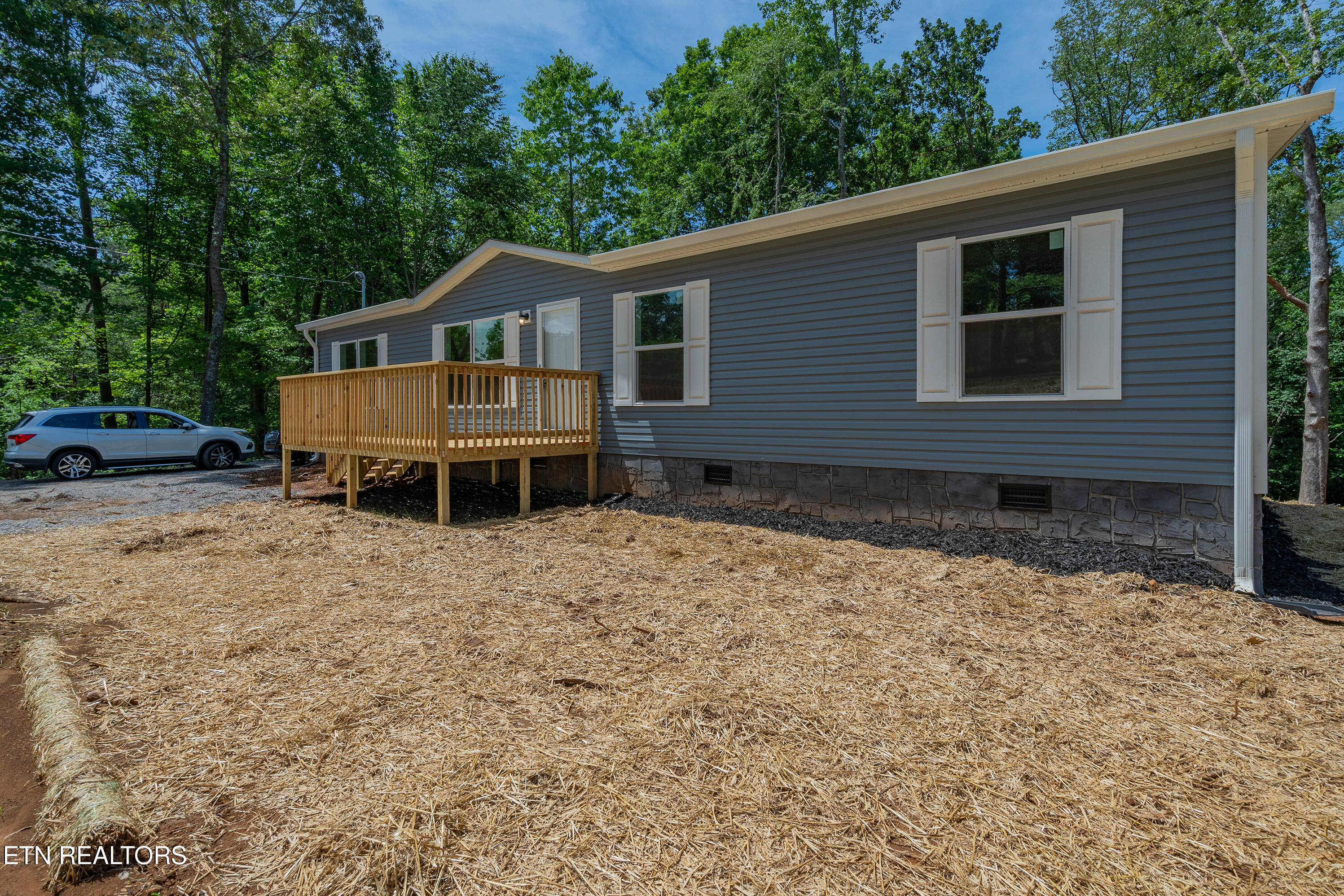 521 Smokey Drive Loudon TN 37774