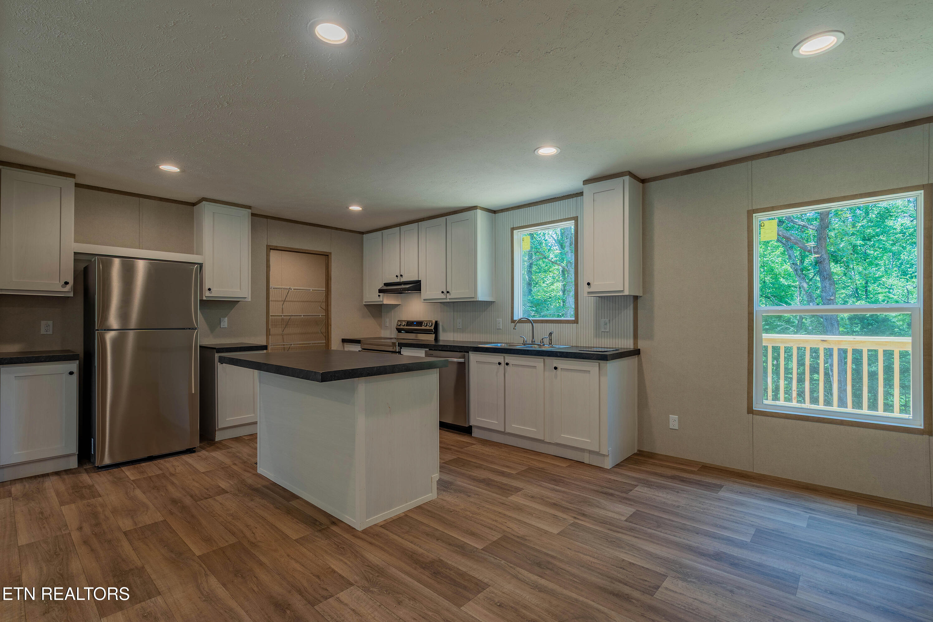 521 Smokey Drive Loudon TN 37774
