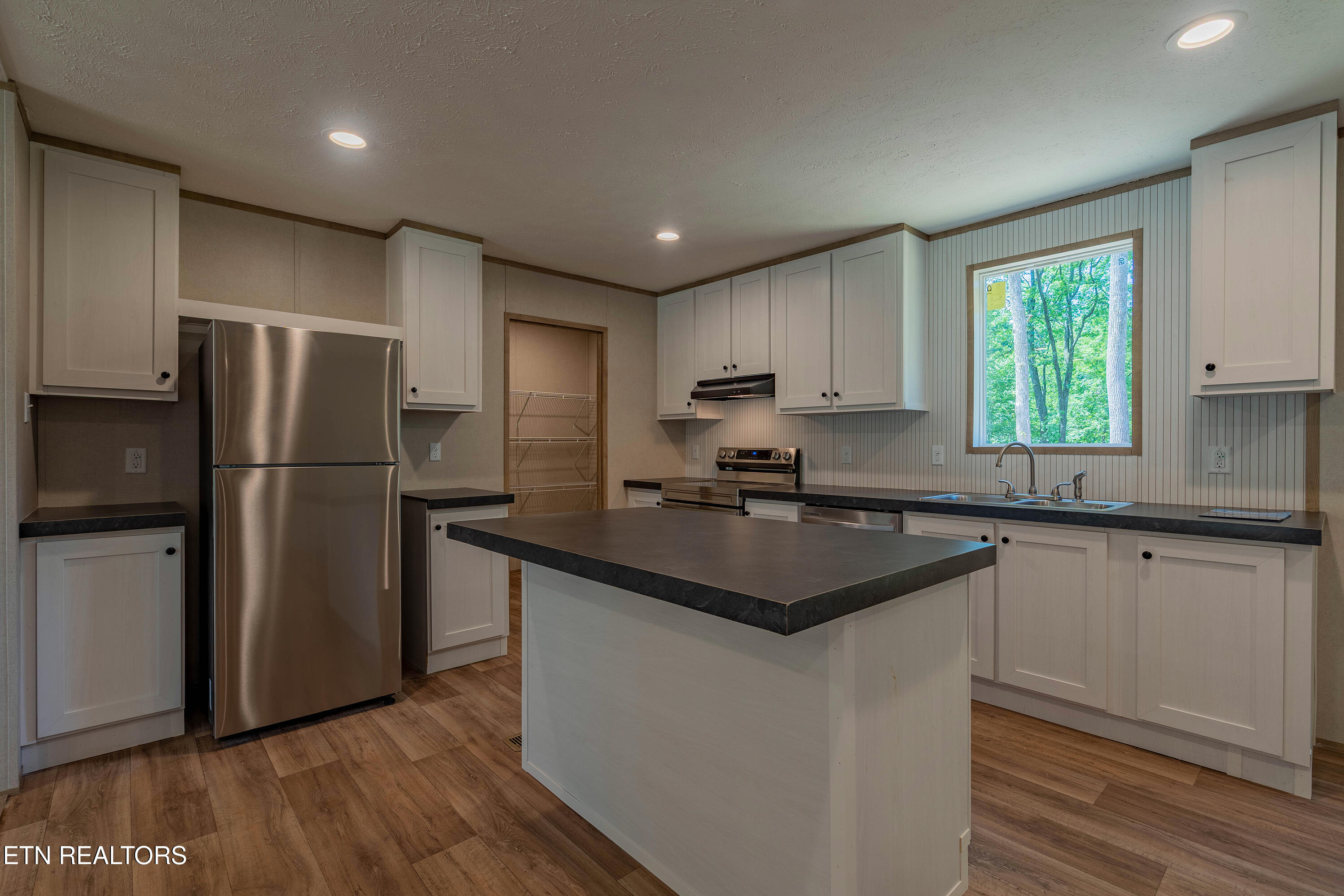 521 Smokey Drive Loudon TN 37774