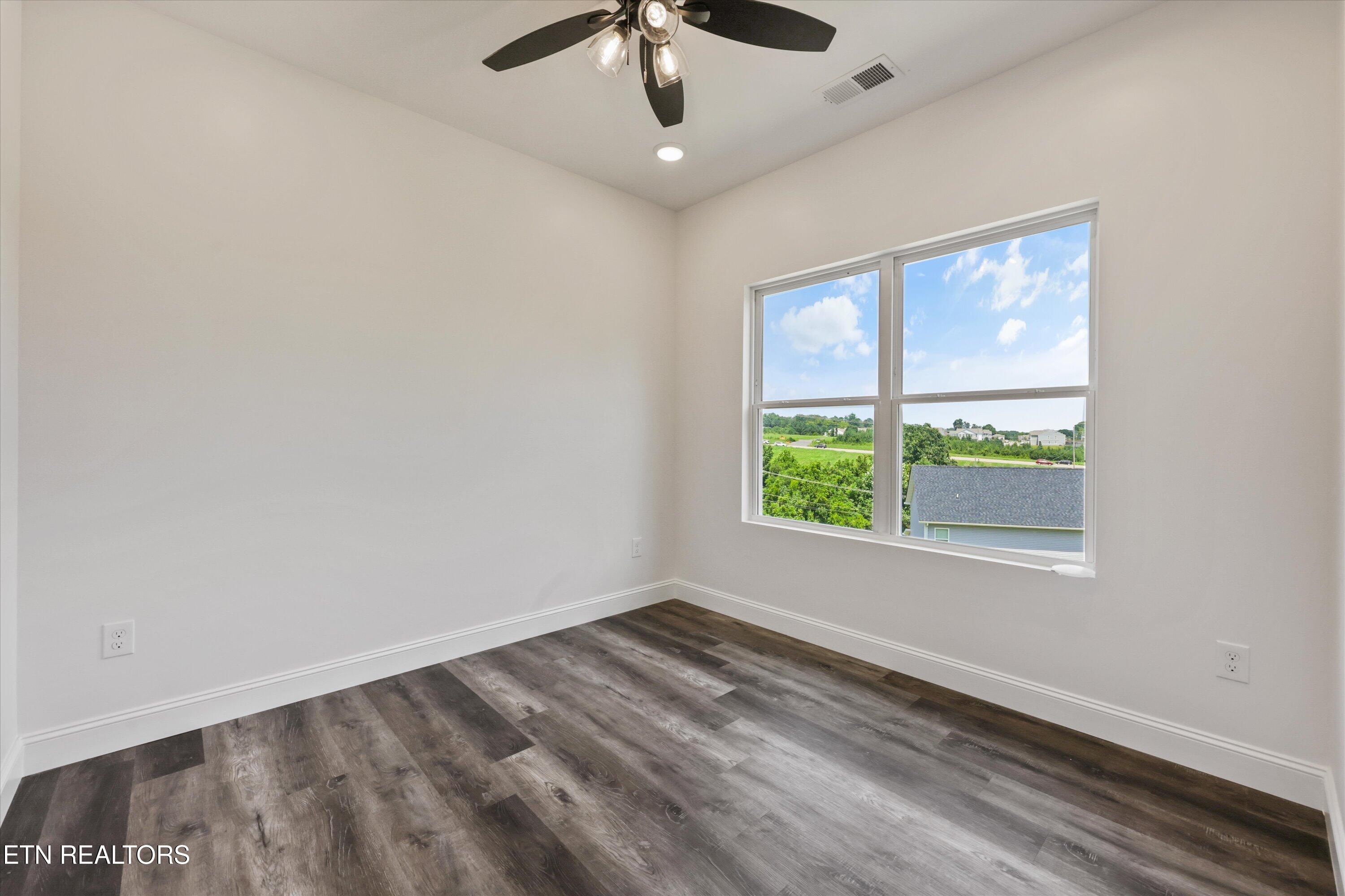 272 Bluff Shadows Lane Seymour TN 37865