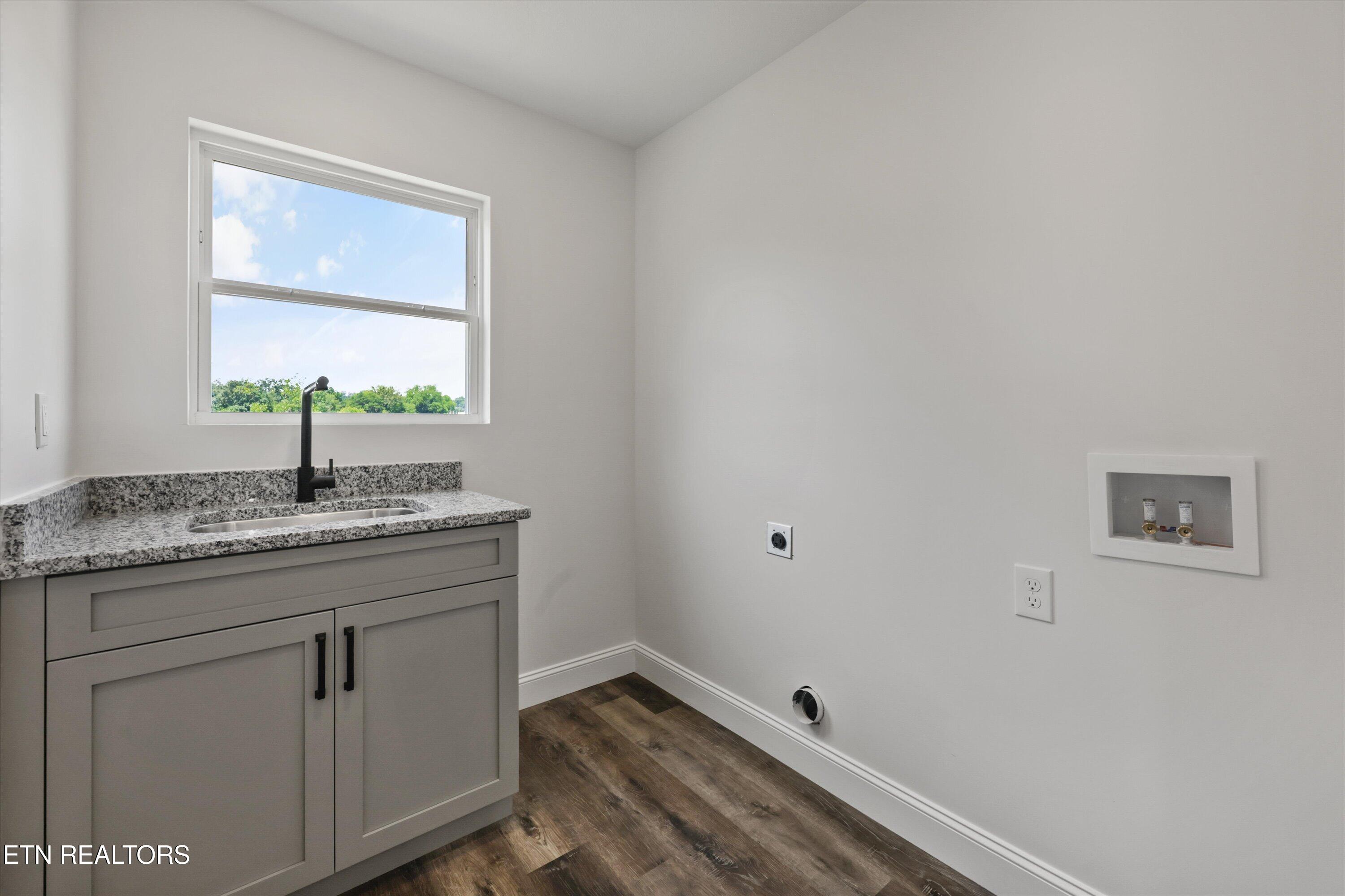 272 Bluff Shadows Lane Seymour TN 37865