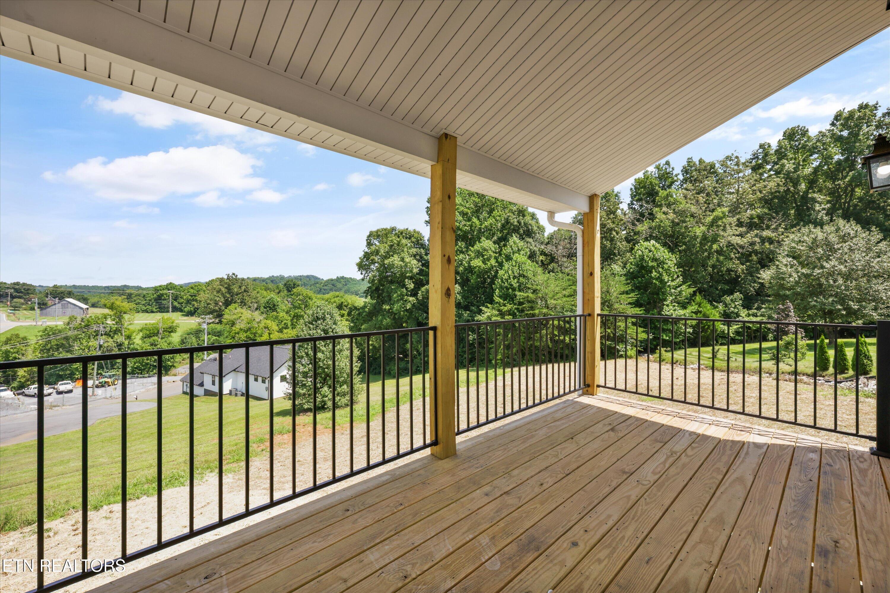 272 Bluff Shadows Lane Seymour TN 37865