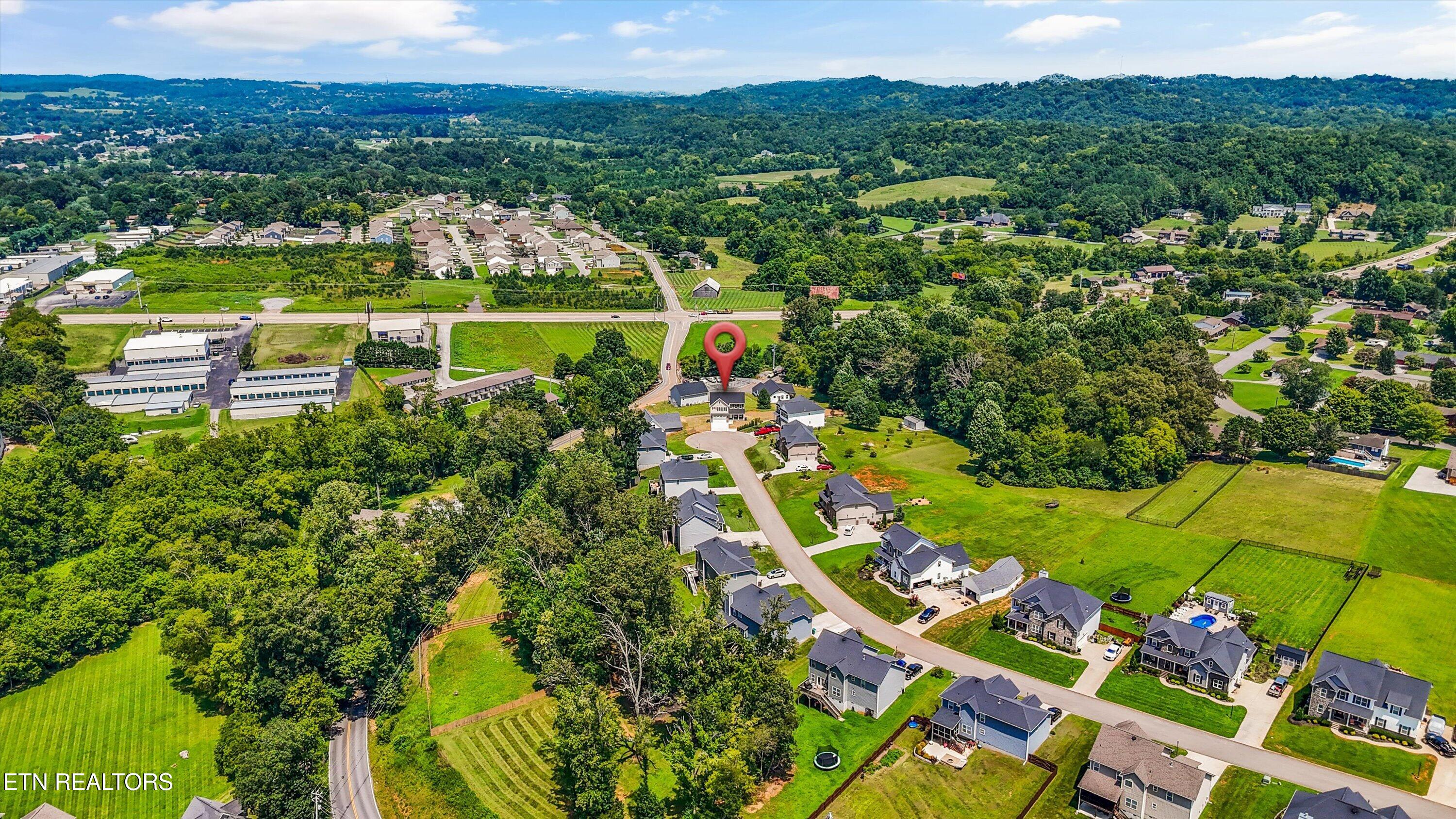 272 Bluff Shadows Lane Seymour TN 37865